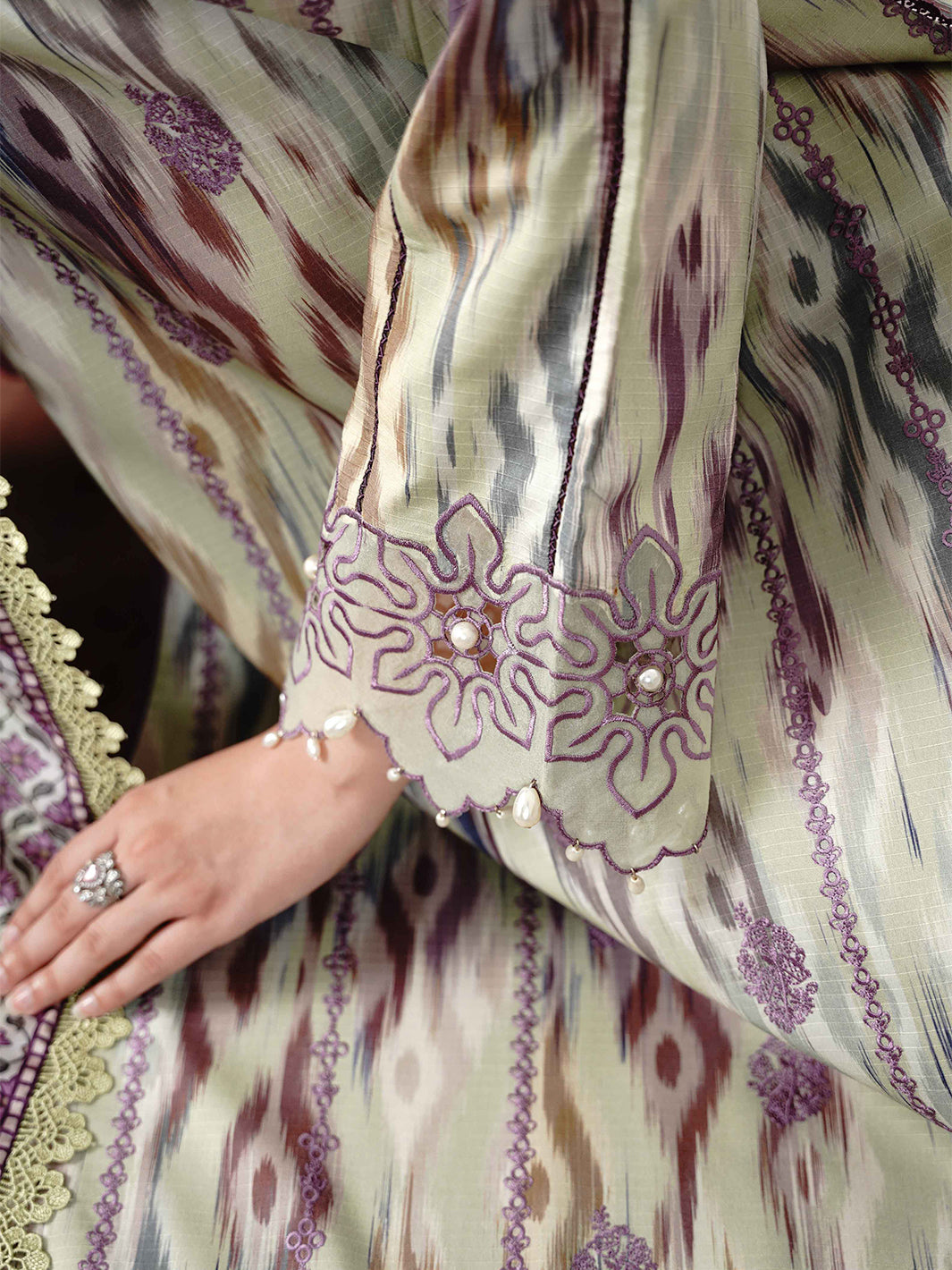 Bin Ilyas | Noura Viscose 24 | 75-A - Official Bin Ilyas stockist in UK - Sakeena London