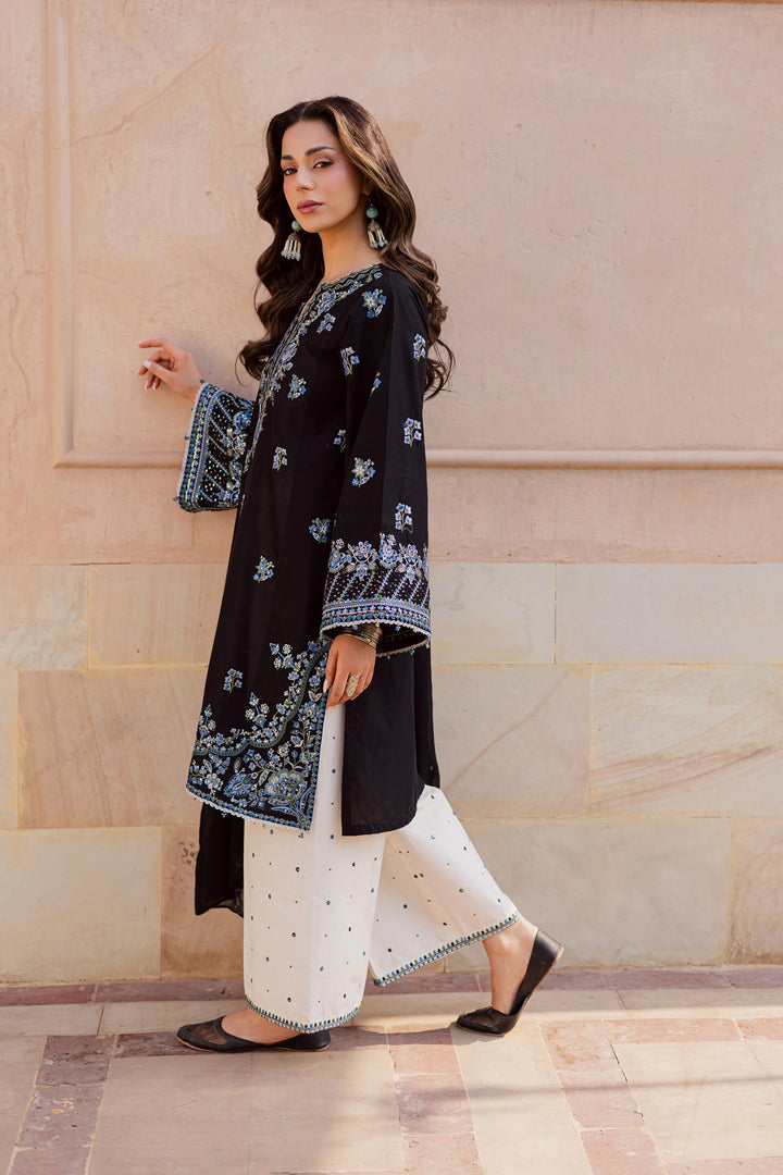 Batik | Winter 25 | Black Iris