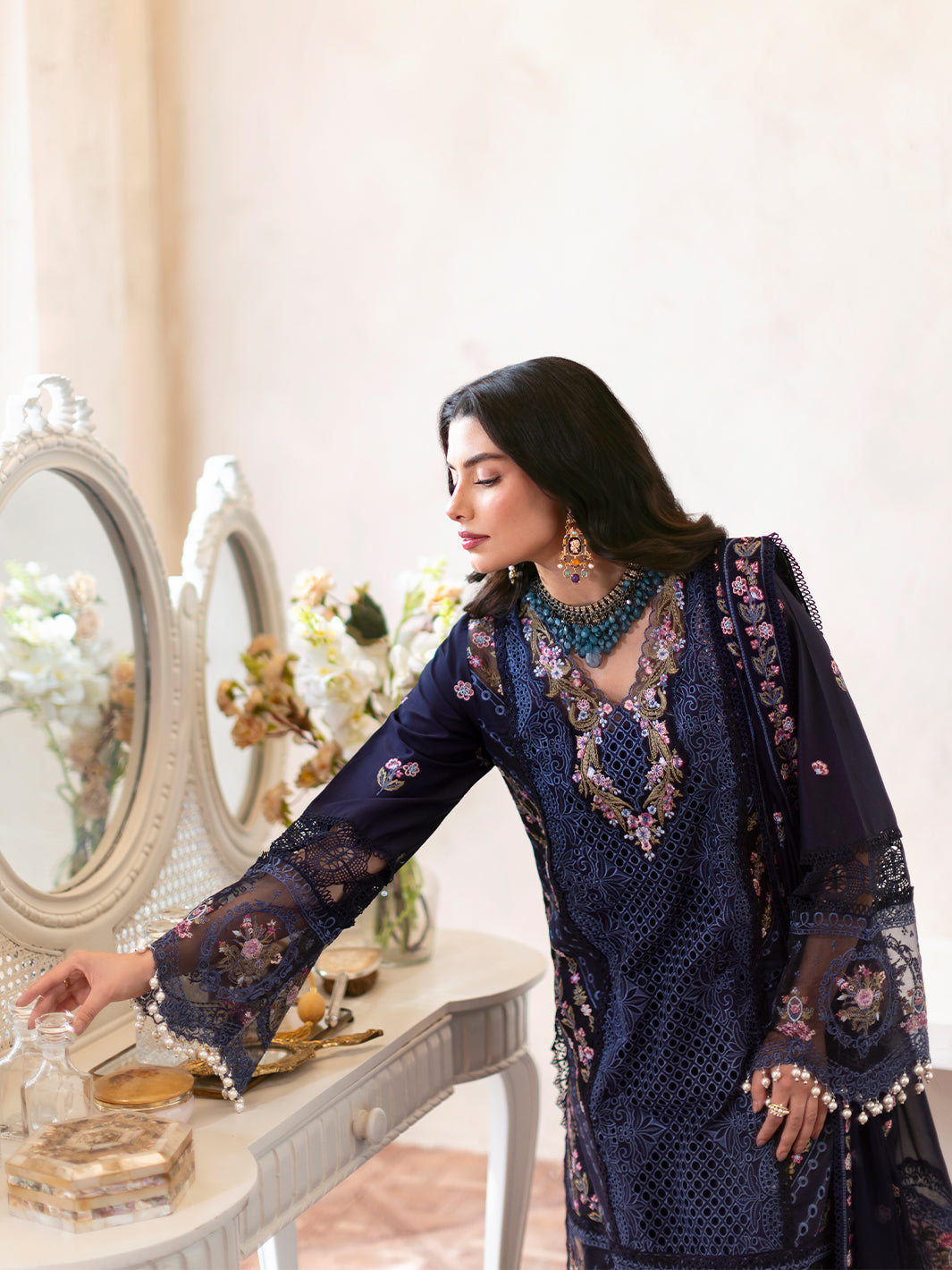 Mahnur | Sophie Luxury Lawn 25 | Blake - Official Mahnur stockist in UK - Sakeena London