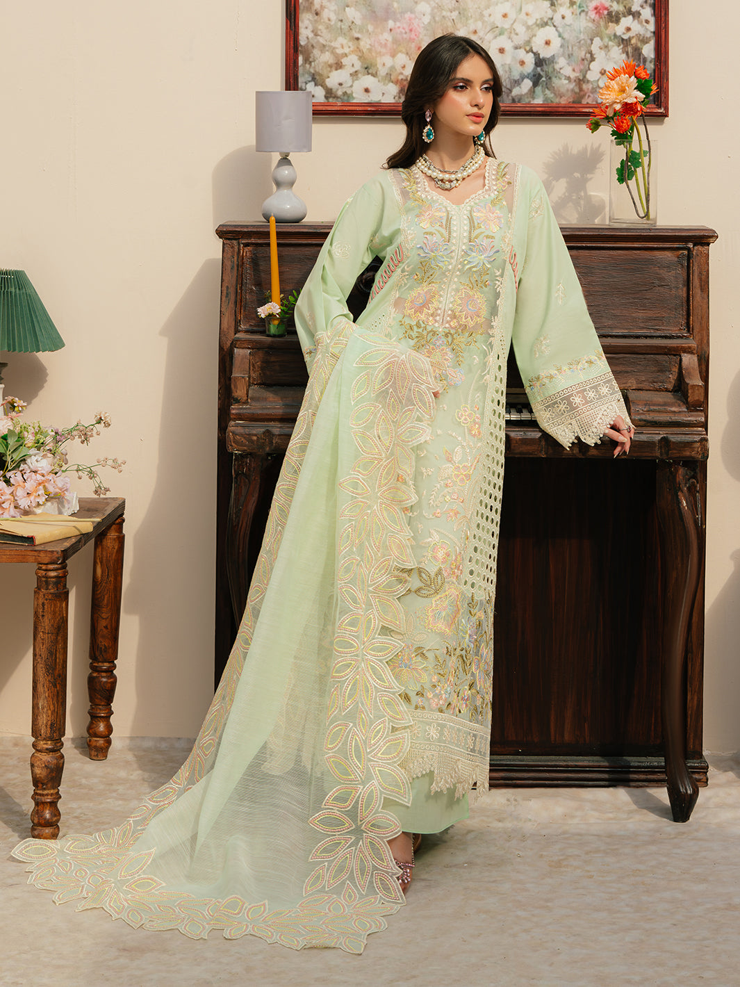 Mahnur | Allenura Luxury Lawn 24 | CAROLINE - Official Mahnur stockist in UK - Sakeena London