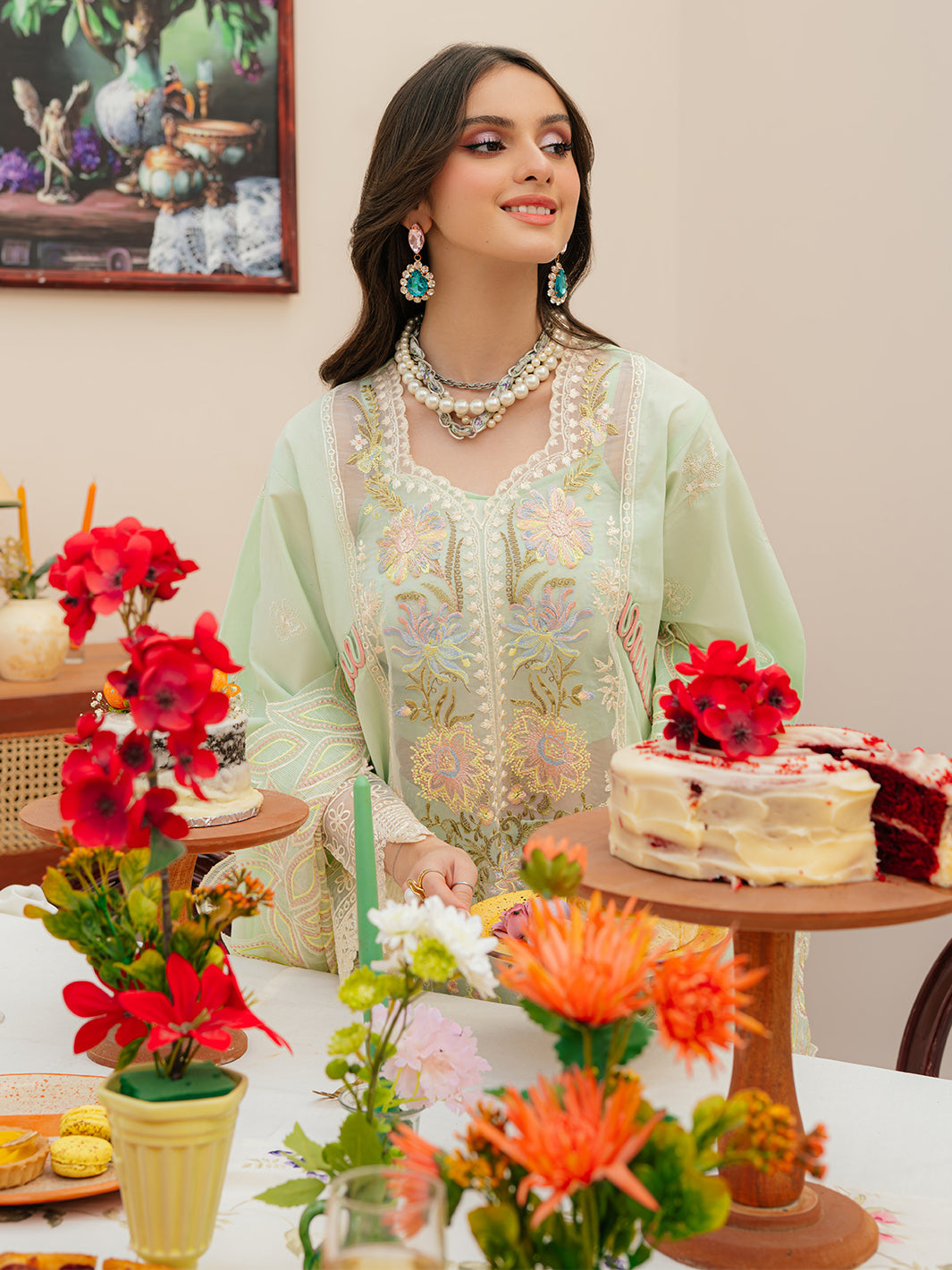 Mahnur | Allenura Luxury Lawn 24 | CAROLINE - Official Mahnur stockist in UK - Sakeena London