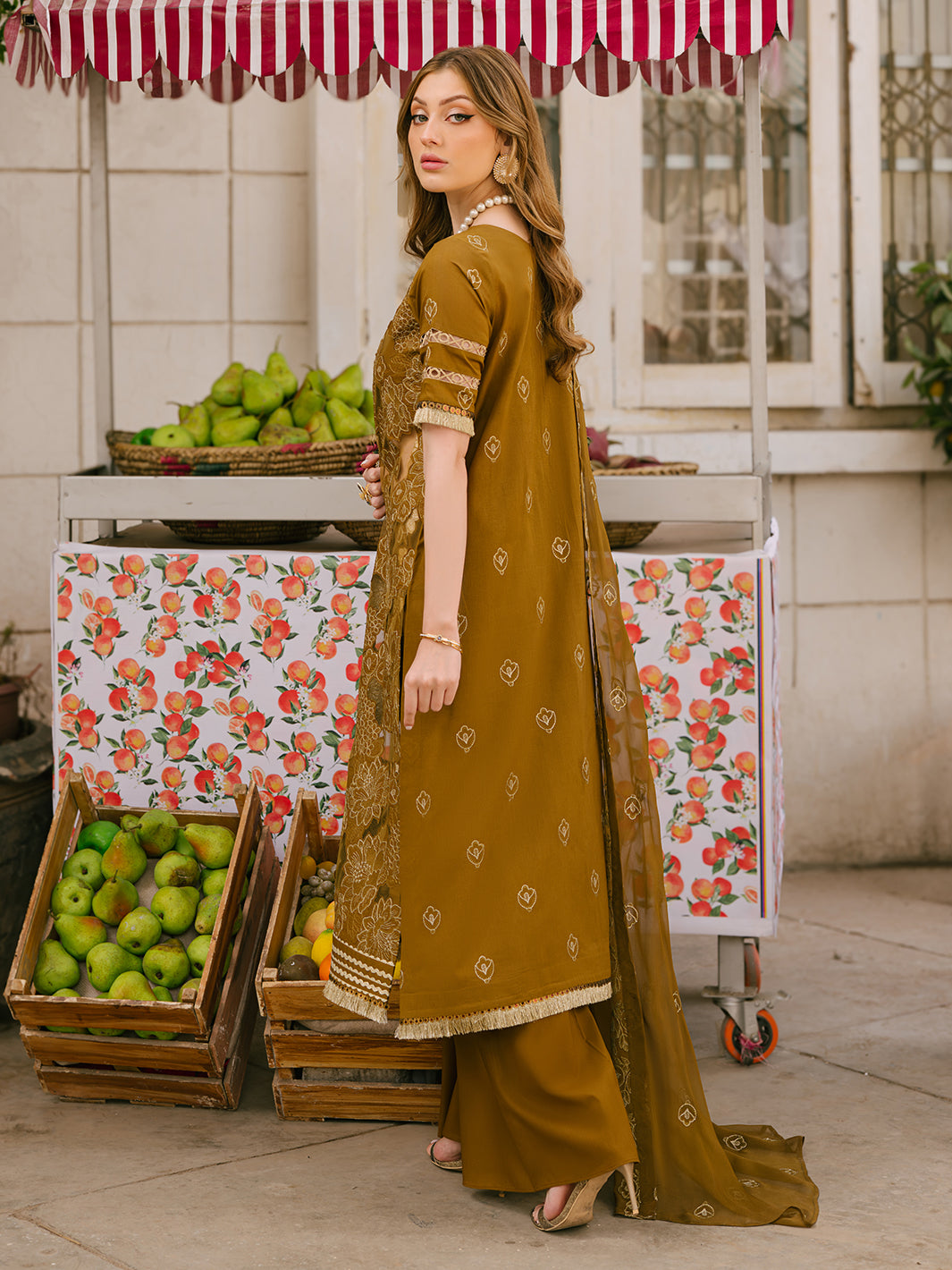 Mahnur | Mahrukh Eid Edit 24 | CHLOE - Official Mahnur stockist in UK - Sakeena London
