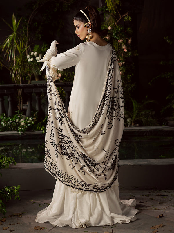 Mahnur | Amelia Luxury Winter 25 |CK-003 Kotrai - Official Mahnur stockist in UK - Sakeena London
