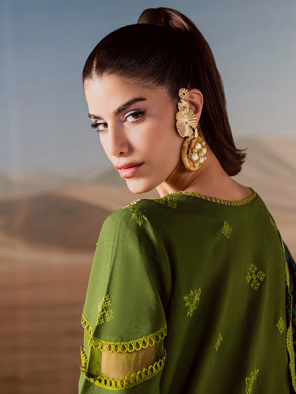 Mahnur | Amelia Luxury Winter 25 | CK-012 Kotrai - Official Mahnur stockist in UK - Sakeena London