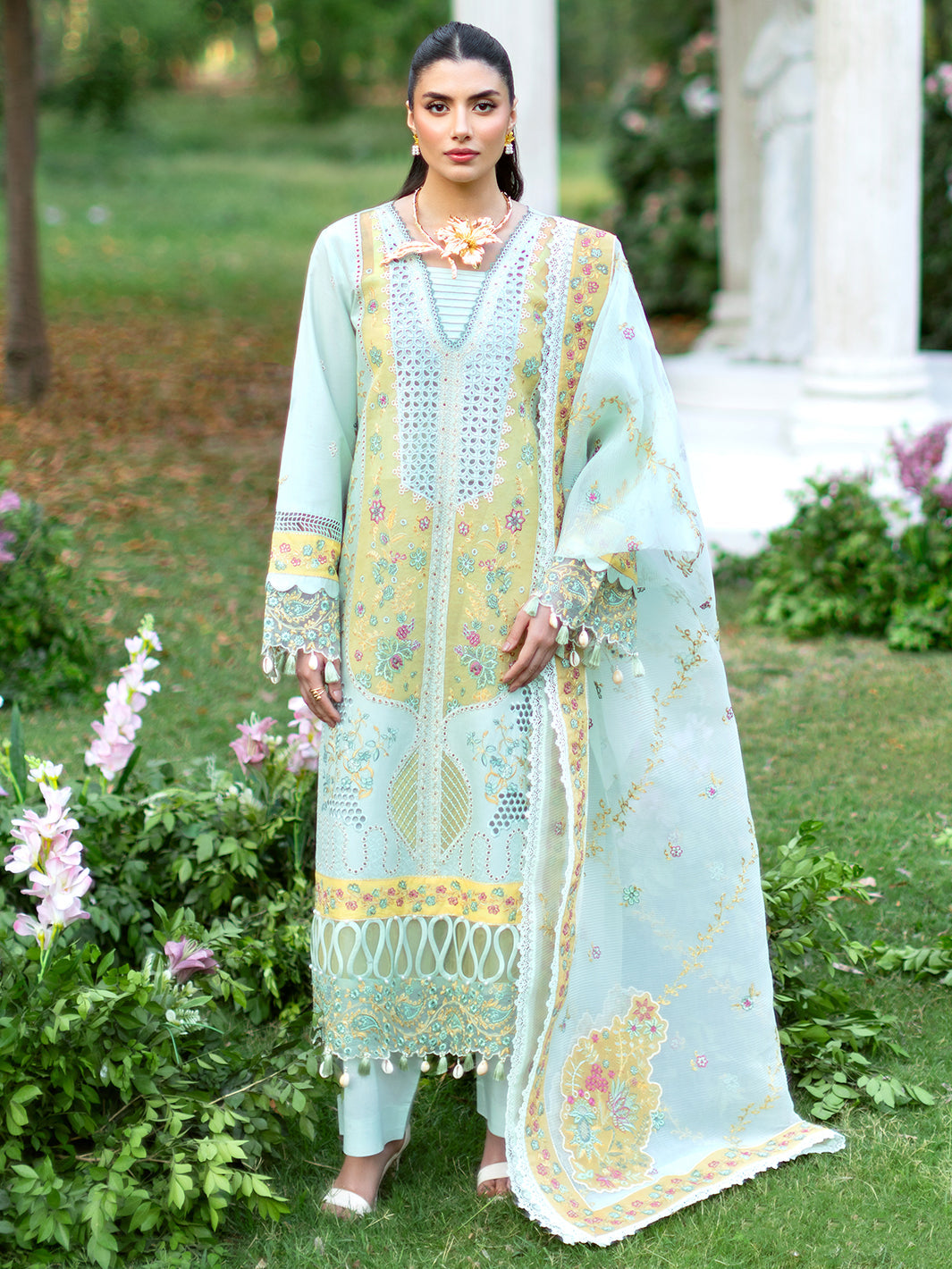 Mahnur | Sophie Luxury Lawn 25 | Calista - Official Mahnur stockist in UK - Sakeena London