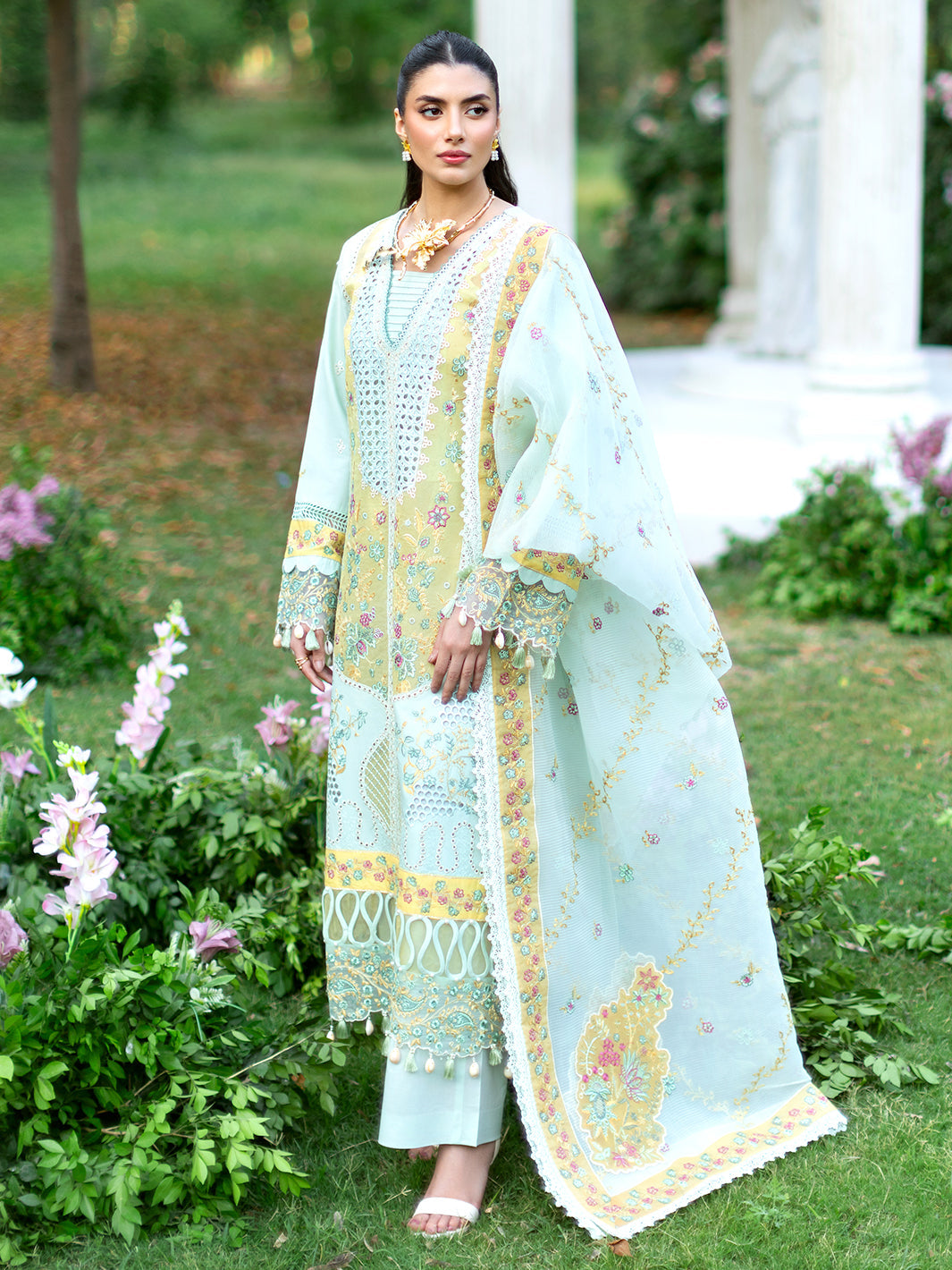 Mahnur | Sophie Luxury Lawn 25 | Calista - Official Mahnur stockist in UK - Sakeena London