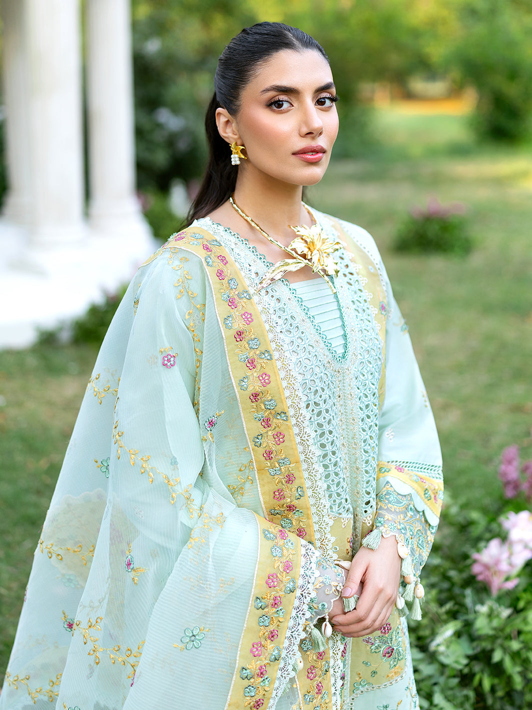Mahnur | Sophie Luxury Lawn 25 | Calista - Official Mahnur stockist in UK - Sakeena London