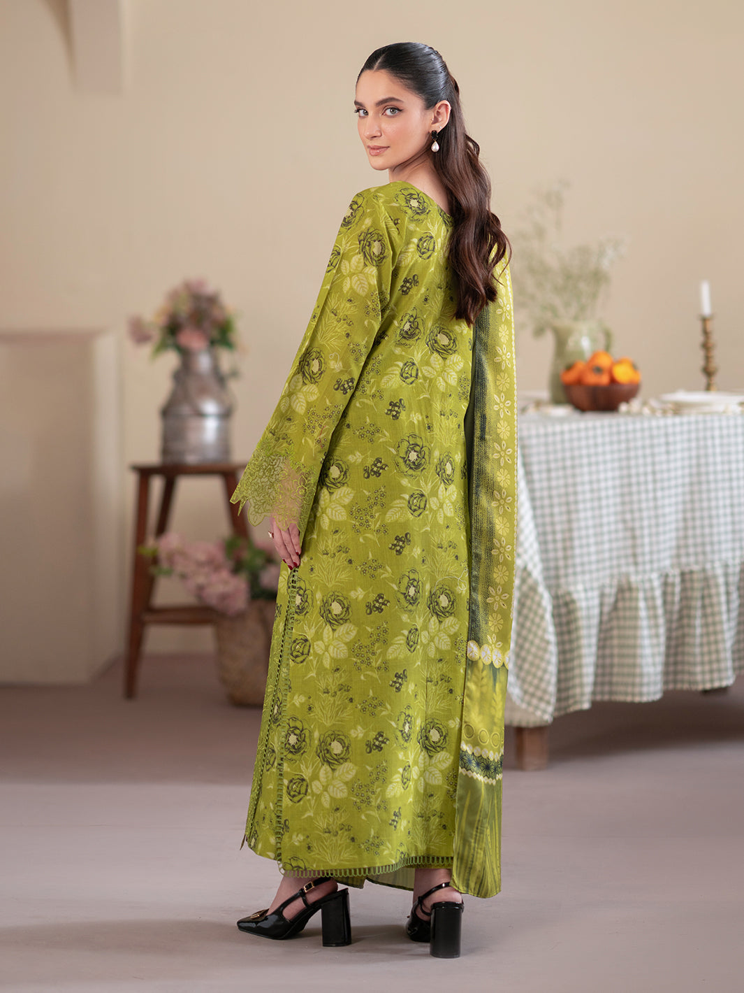 Mahnur | Leila Winter 24 | Cedar - Official Mahnur stockist in UK - Sakeena London