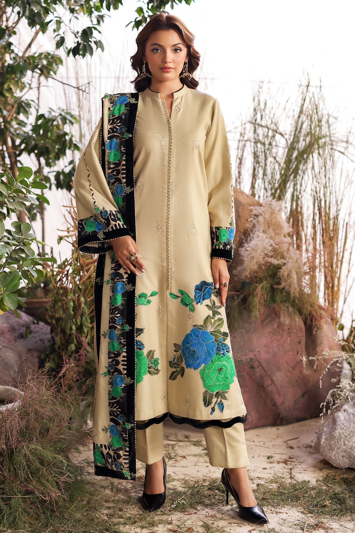 Charizma | Poshima Shawl | PS4-17 - Official Charizma stockist in UK - Sakeena London
