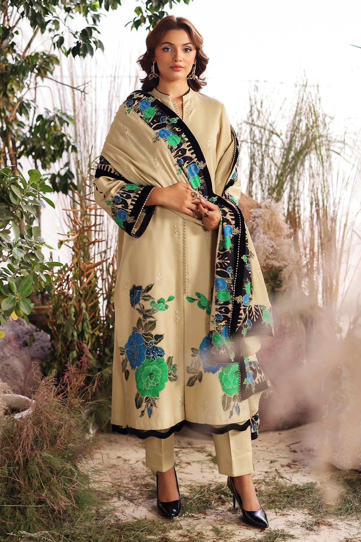 Charizma | Poshima Shawl | PS4-17 - Official Charizma stockist in UK - Sakeena London