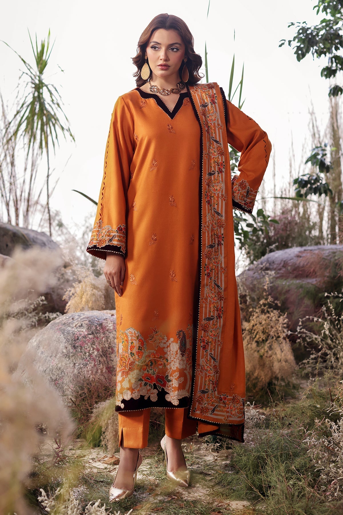 Charizma | Poshima Shawl | PS4-19 - Official Charizma stockist in UK - Sakeena London