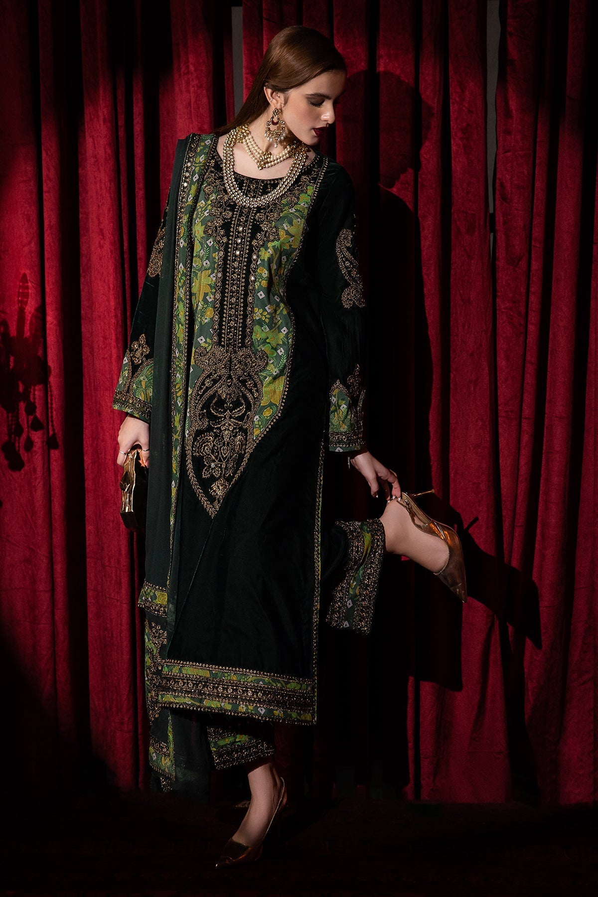 Charizma | Signora Velvet | Velvet CVT4-03 - Official Charizma stockist in UK - Sakeena London