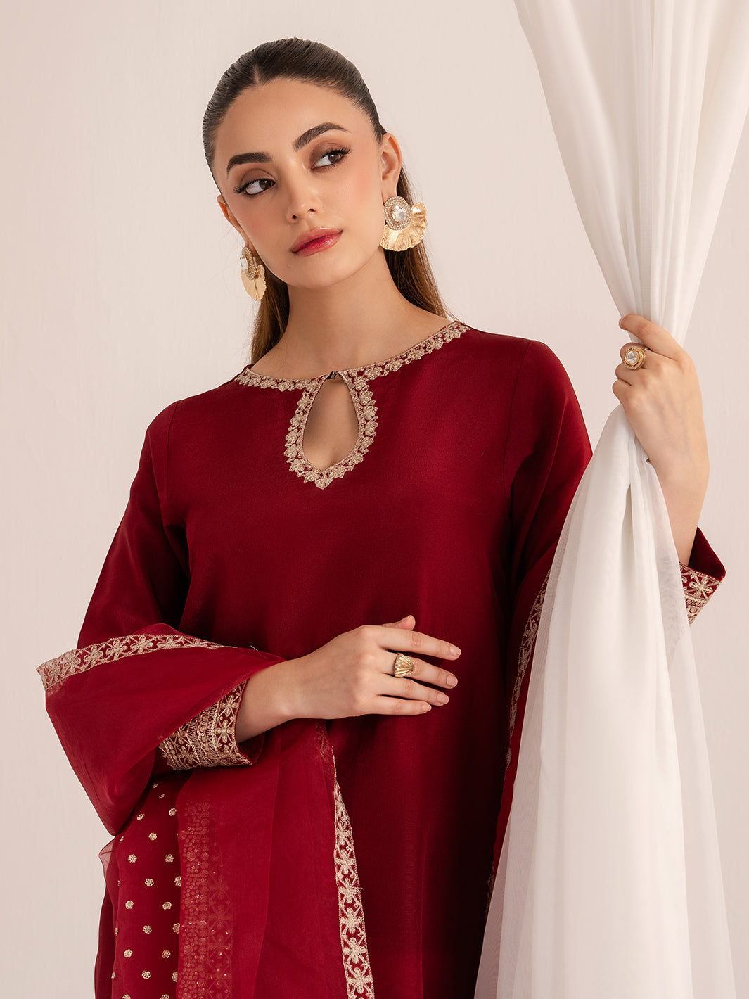 Izel | The Silk Chapter | Cherie - Official Izel stockist in UK - Sakeena London