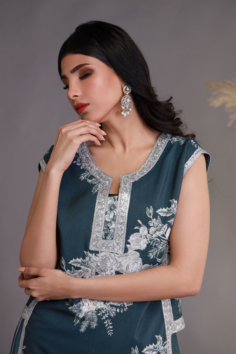 Shamaeel Ansari | Winter Festive 25 | WFE-05 - Official Shamaeel Ansari stockist in UK - Sakeena London