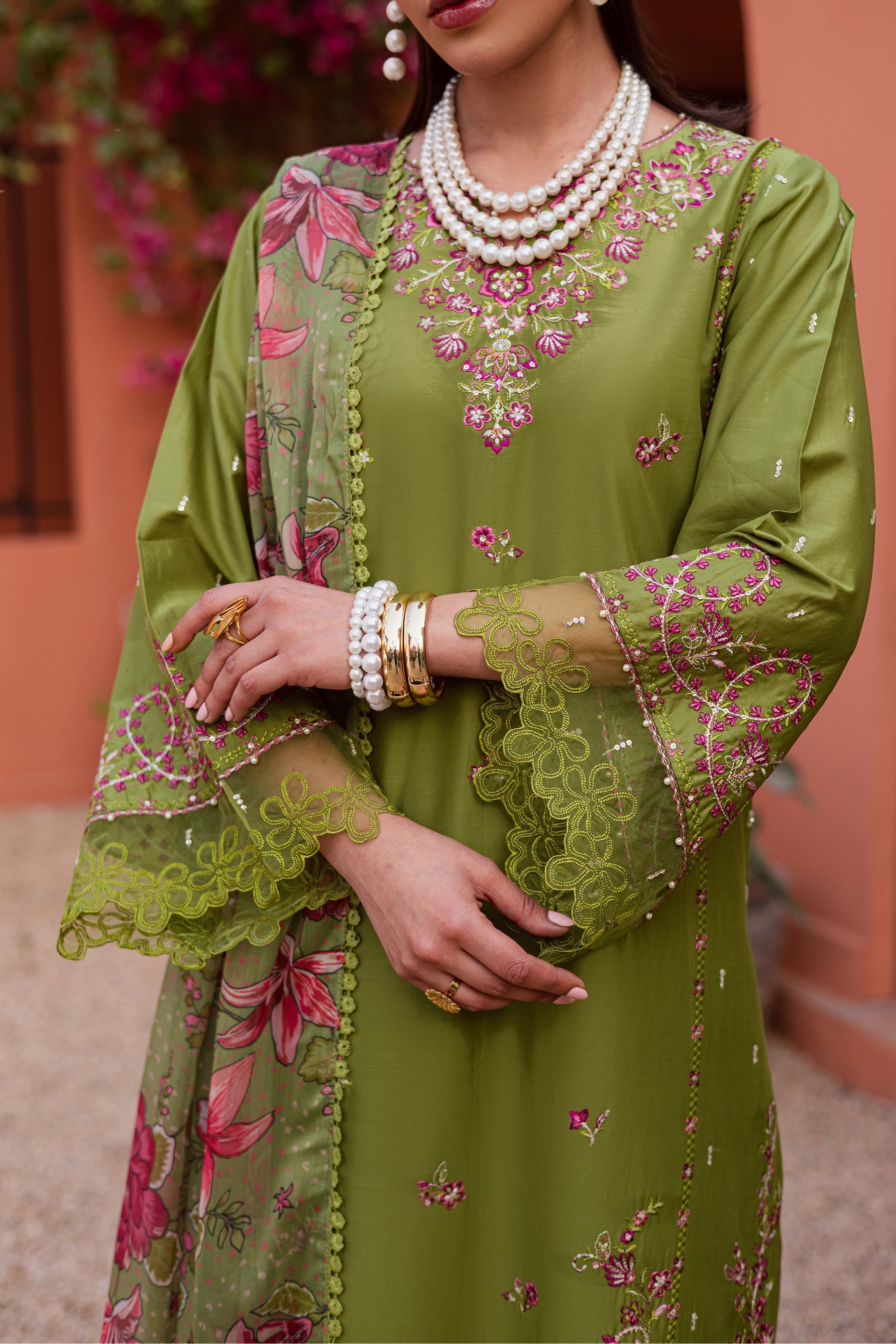 Batik | Festive Eid 26 | Cray