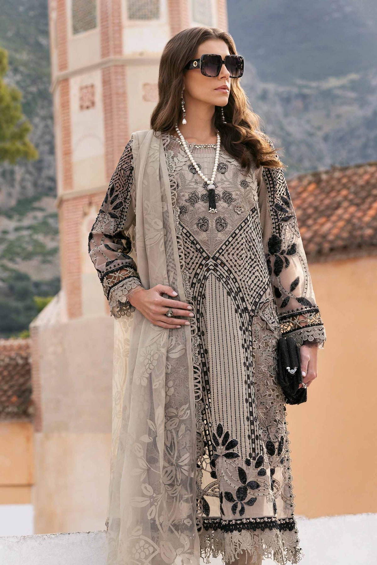Maria B | Luxury Lawn 25 | D-2510-B - Official Maria B stockist in UK - Sakeena London