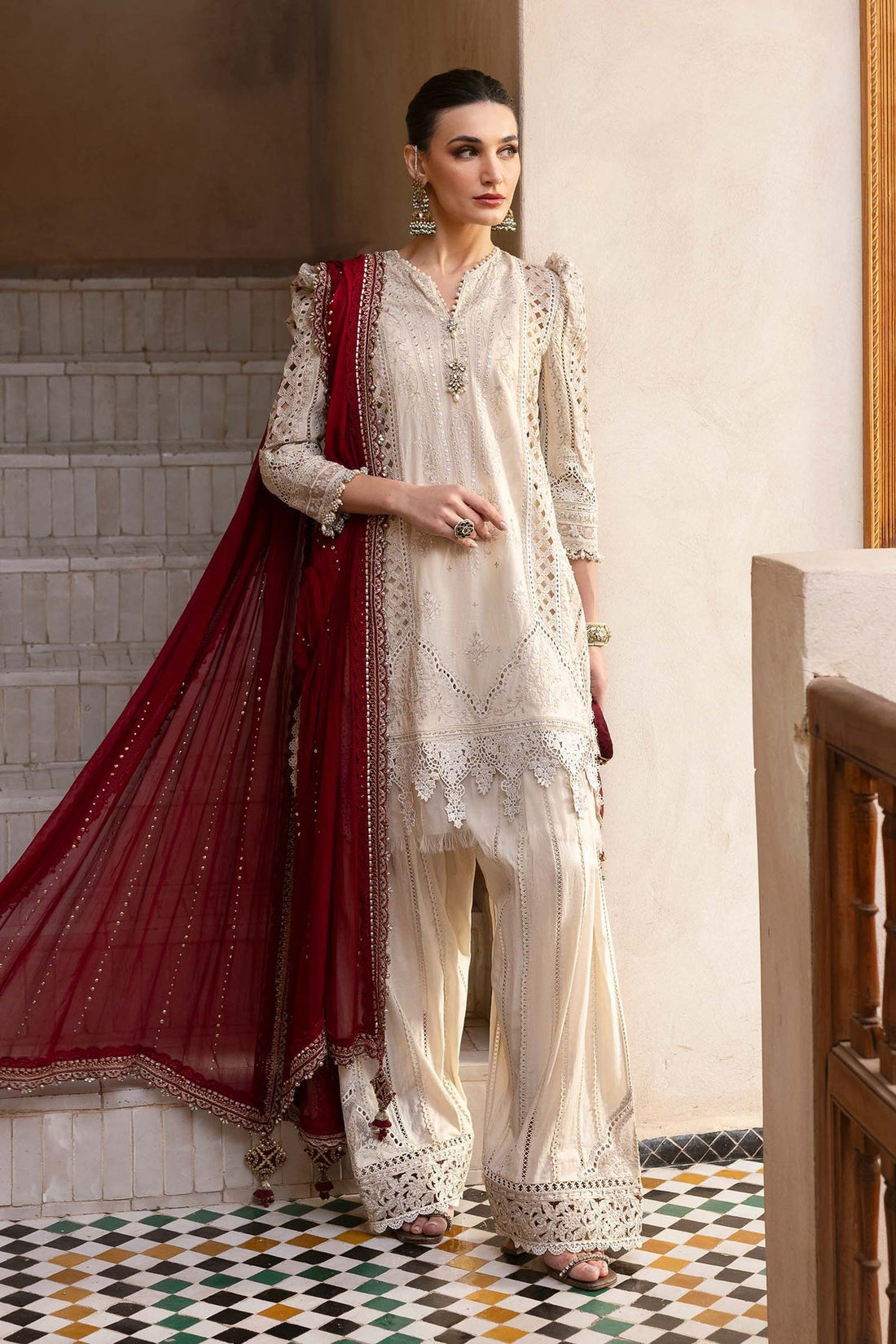 Maria B | Luxury Lawn 25 | D-2511-B - Official Maria B stockist in UK - Sakeena London