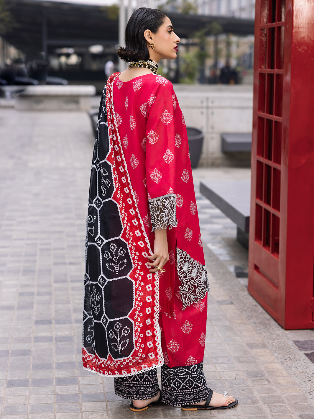 Mahnur | Broadway Luxury Lawn 25 | Azelea - Official Mahnur stockist in UK - Sakeena London