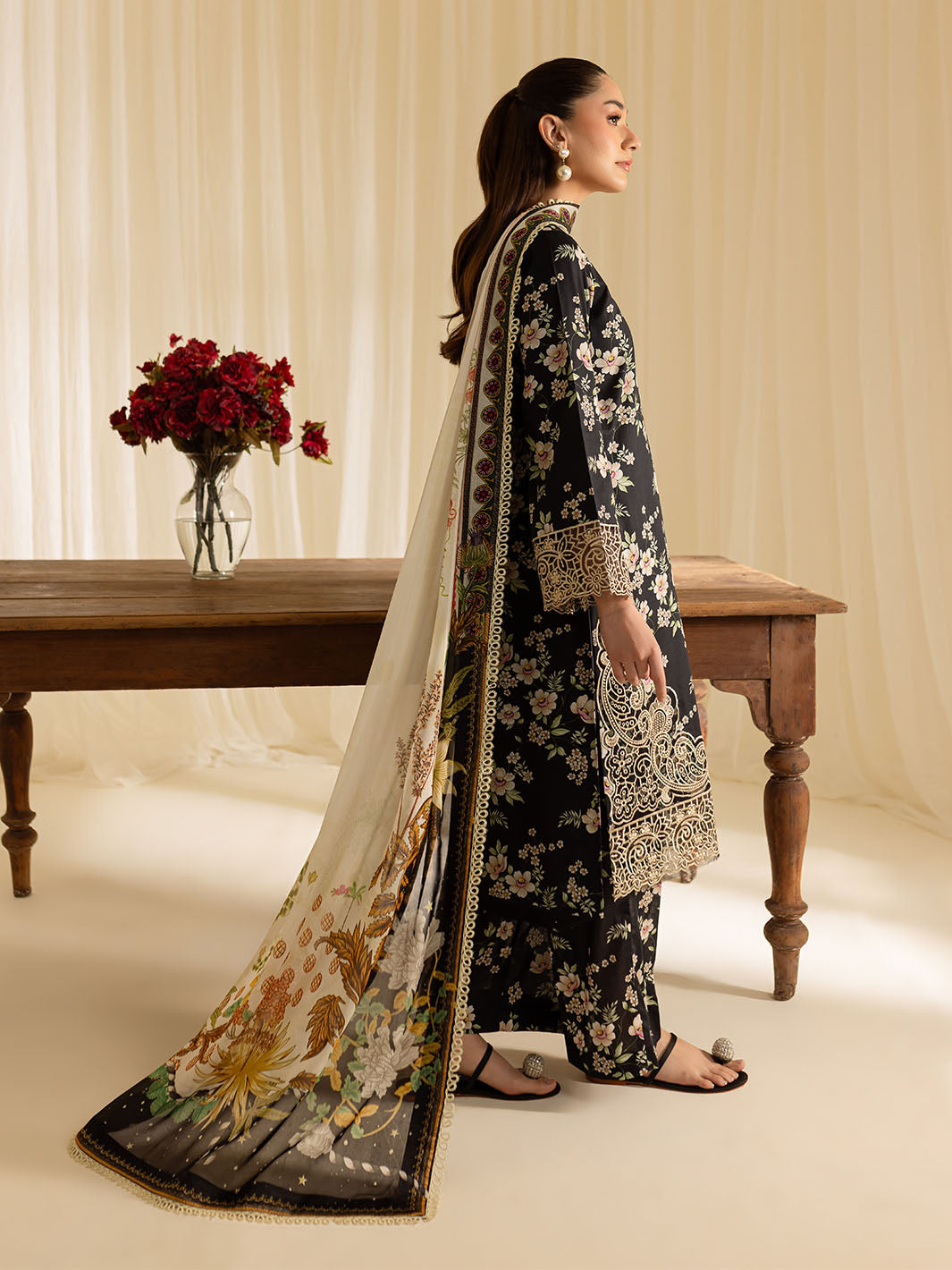 Mahnur | Leila Printkari Edit 25 | LP - 12 - Official Mahnur stockist in UK - Sakeena London