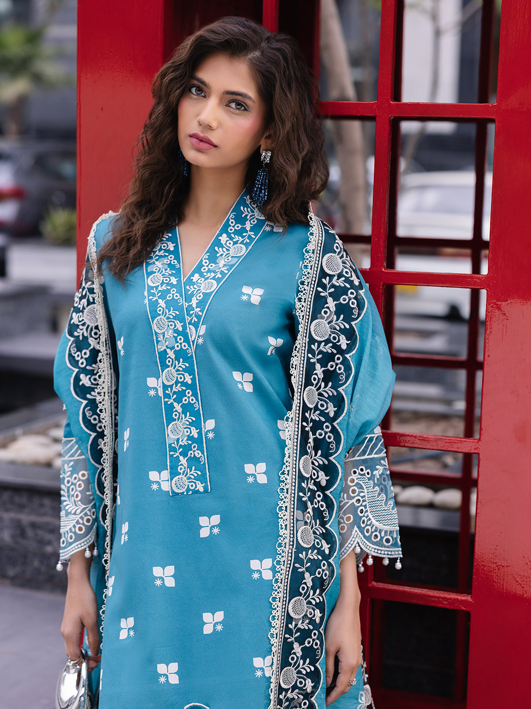 Mahnur | Broadway Luxury Lawn 25 | Scarlet - Official Mahnur stockist in UK - Sakeena London