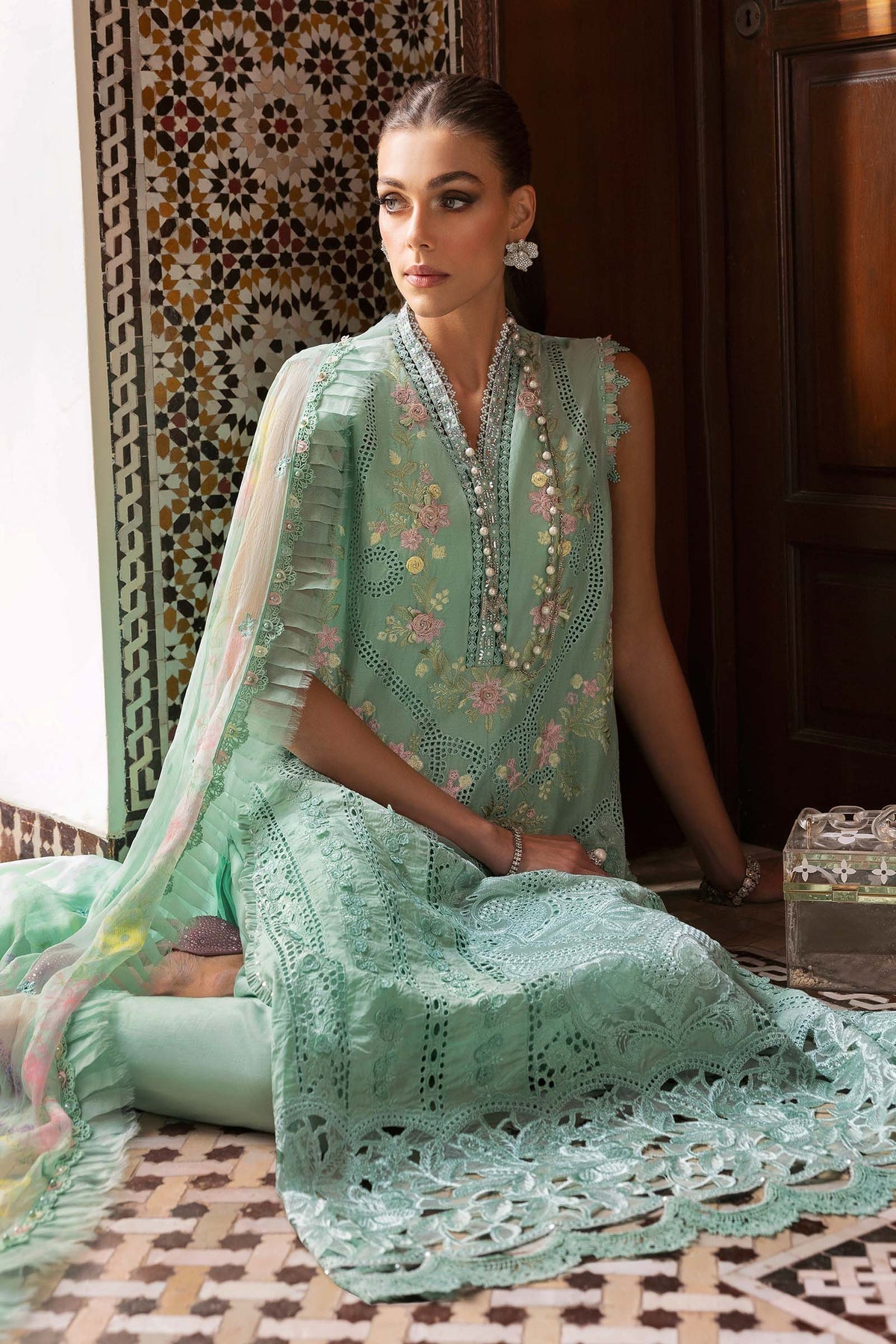 Maria B | Luxury Lawn 25 | D-2514-A - Official Maria B stockist in UK - Sakeena London