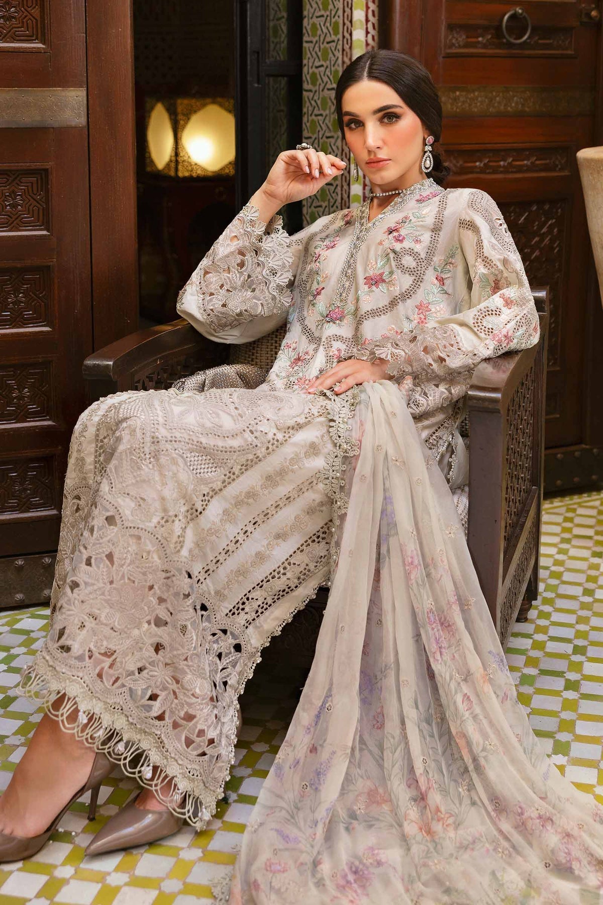 Maria B | Luxury Lawn 25 | D-2514-B - Official Maria B stockist in UK - Sakeena London