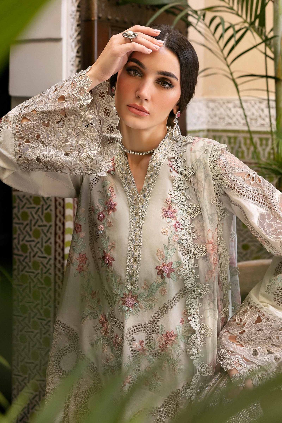 Maria B | Luxury Lawn 25 | D-2514-B - Official Maria B stockist in UK - Sakeena London