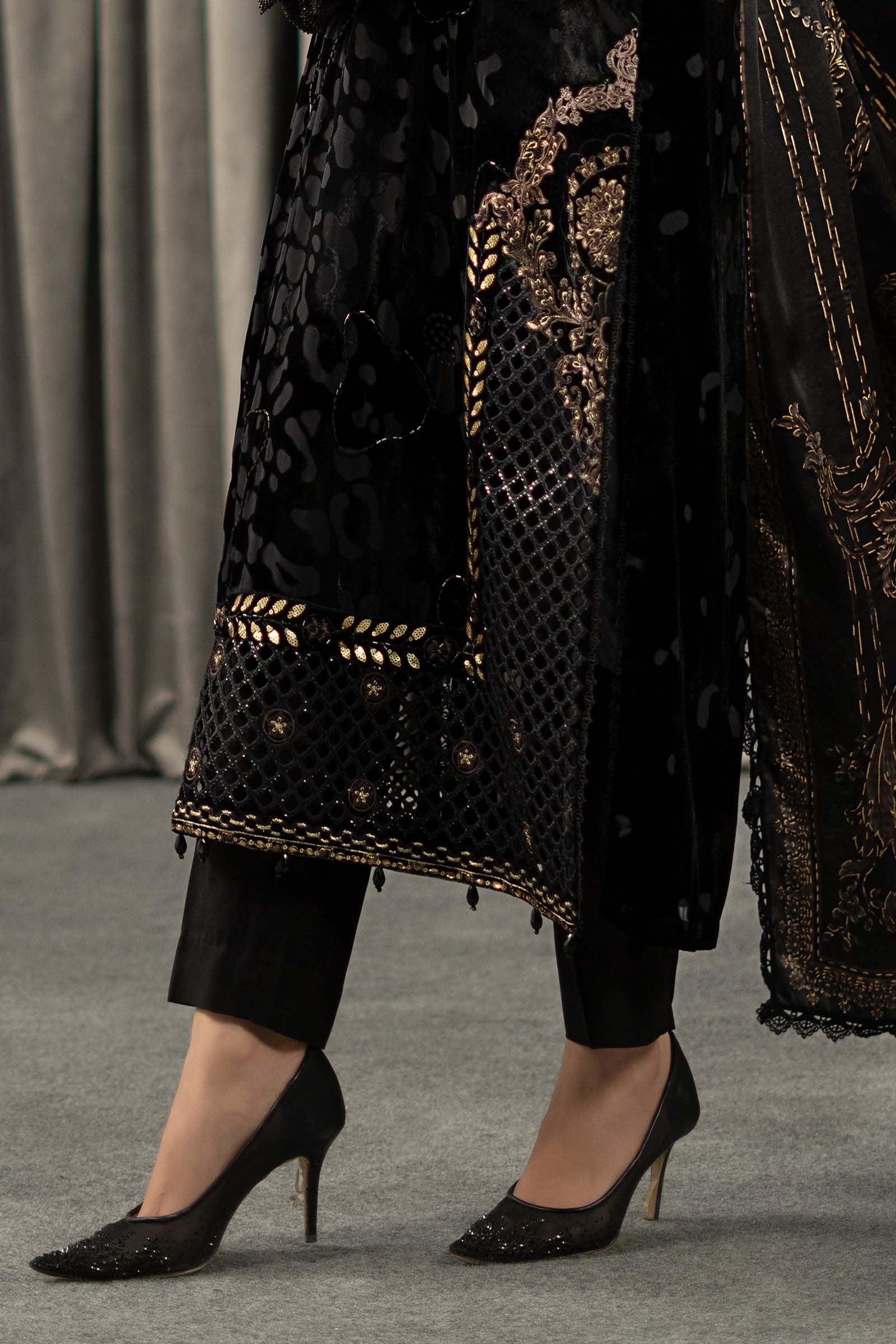 Maria B | Winter Luxe Pret 25 | WLS-1301-Black and Gold - Official Maria B stockist in UK - Sakeena London