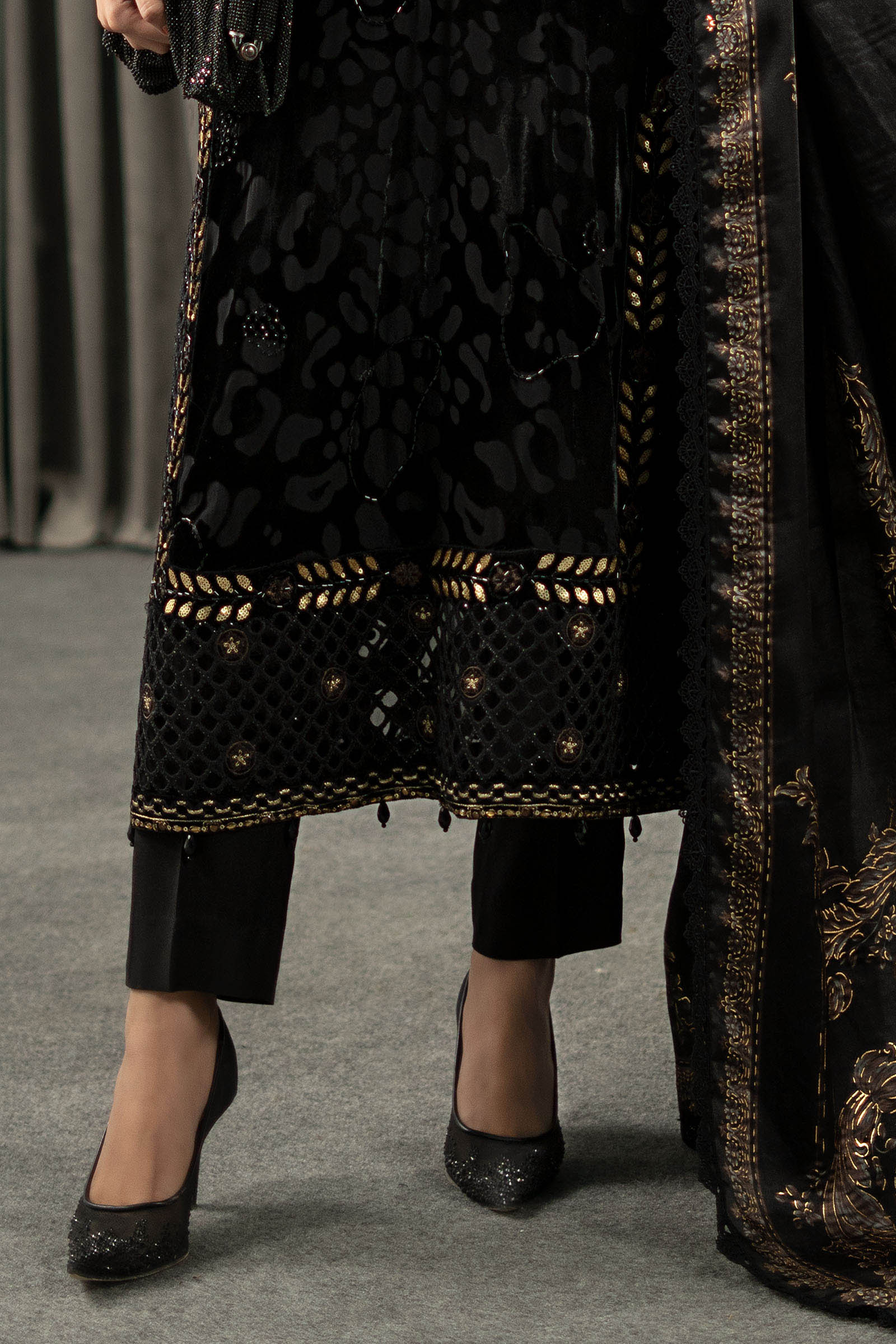 Maria B | Winter Luxe Pret 25 | WLS-1301-Black and Gold - Official Maria B stockist in UK - Sakeena London