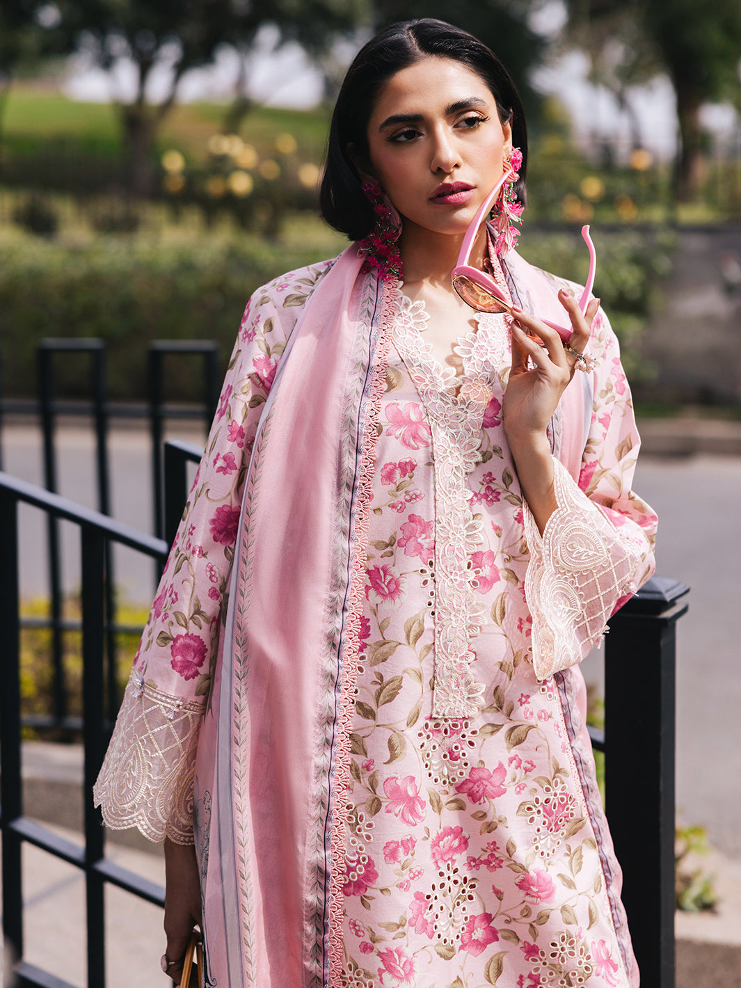 Mahnur | Broadway Luxury Lawn 25 | Lotus - Official Mahnur stockist in UK - Sakeena London