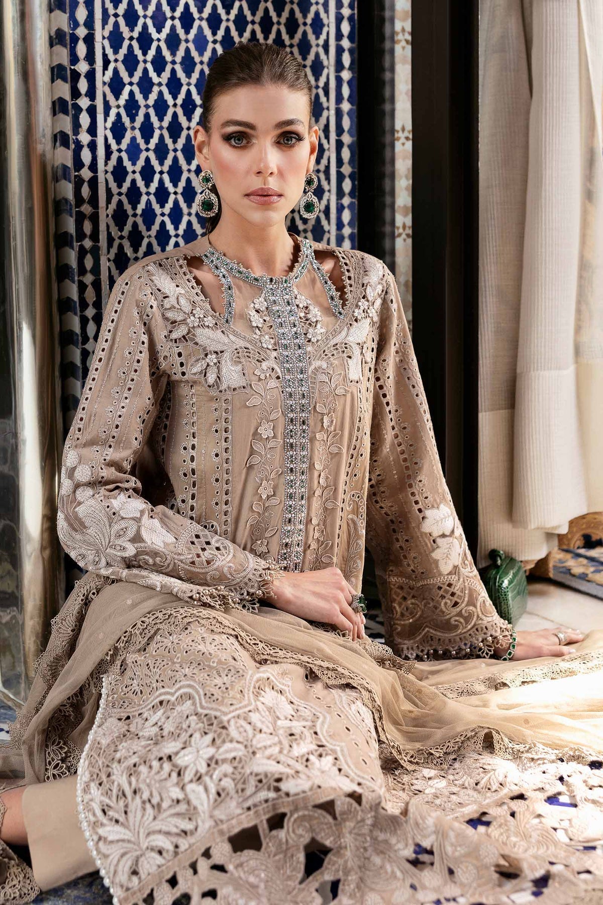 Maria B | Luxury Lawn 25 | D-2502-A - Official Maria B stockist in UK - Sakeena London