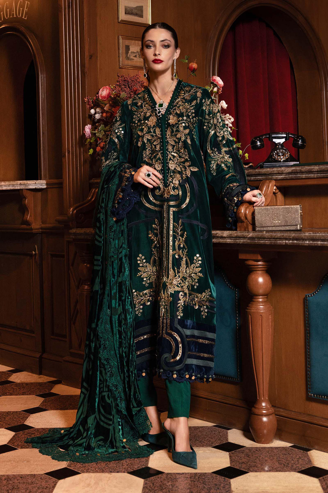Maria B | Winter Luxe 25 | WL-1302 - Official Maria B stockist in UK - Sakeena London