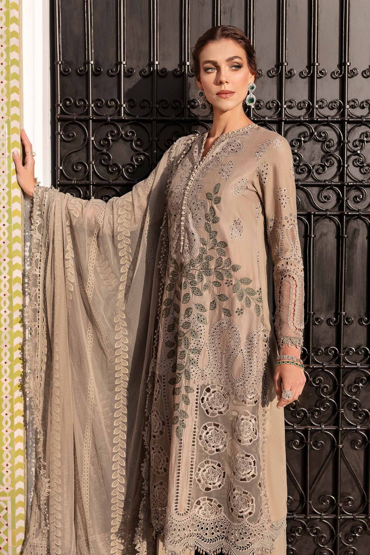 Maria B | Luxury Lawn 25 | D-2503-A - Official Maria B stockist in UK - Sakeena London