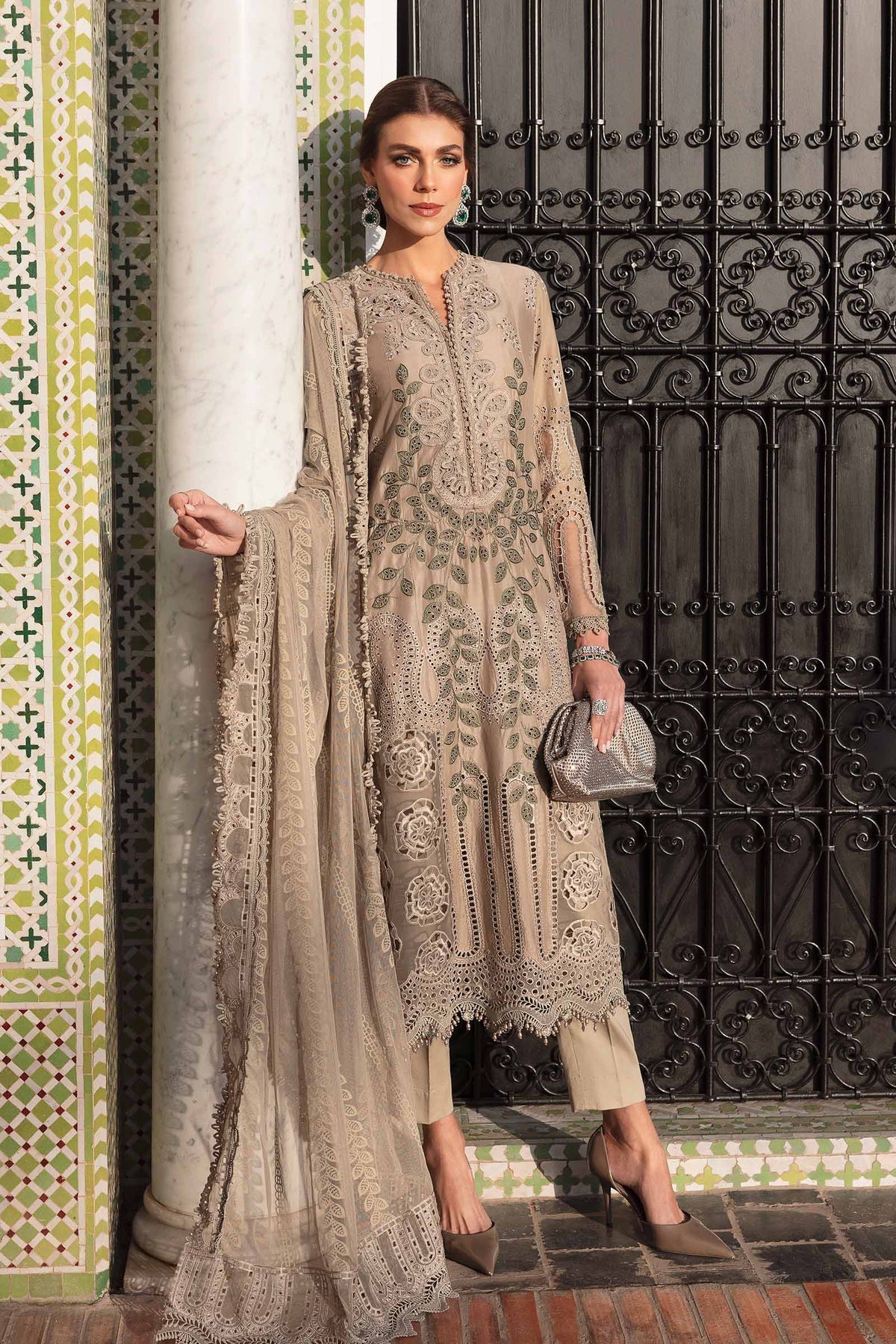 Maria B | Luxury Lawn 25 | D-2503-A - Official Maria B stockist in UK - Sakeena London