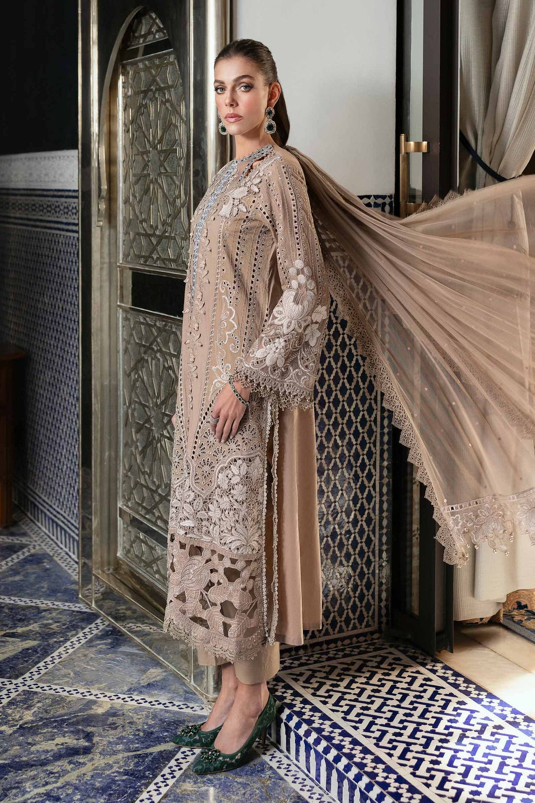 Maria B | Luxury Lawn 25 | D-2503-A - Official Maria B stockist in UK - Sakeena London