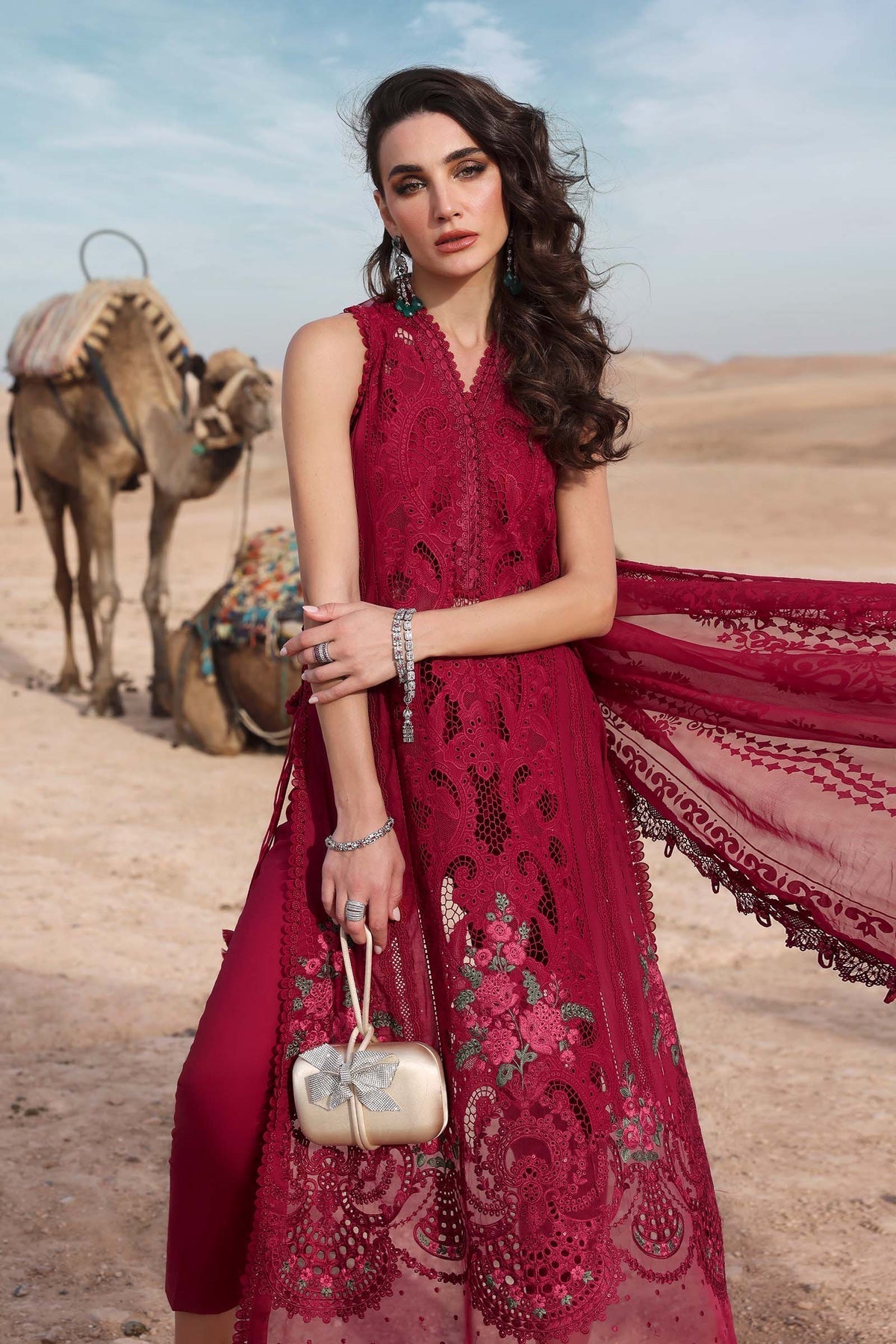 Maria B | Luxury Lawn 25 | D-2504-A - Official Maria B stockist in UK - Sakeena London