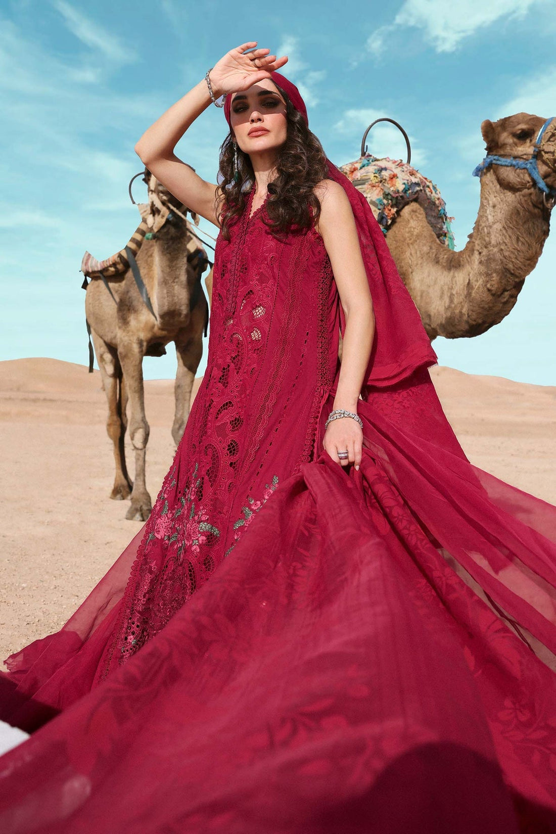 Maria B | Luxury Lawn 25 | D-2504-A - Official Maria B stockist in UK - Sakeena London