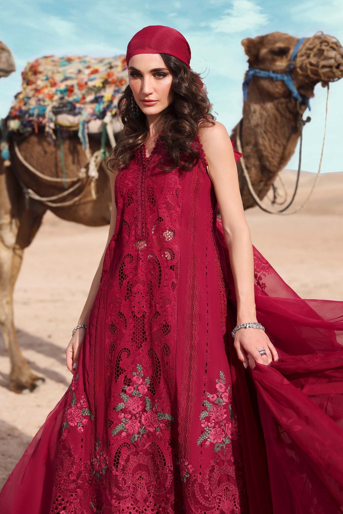 Maria B | Luxury Lawn 25 | D-2504-A - Official Maria B stockist in UK - Sakeena London