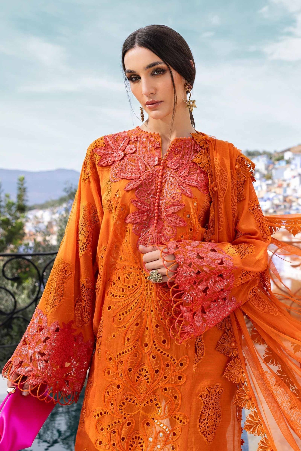 Maria B | Luxury Lawn 25 | D-2505-B - Official Maria B stockist in UK - Sakeena London