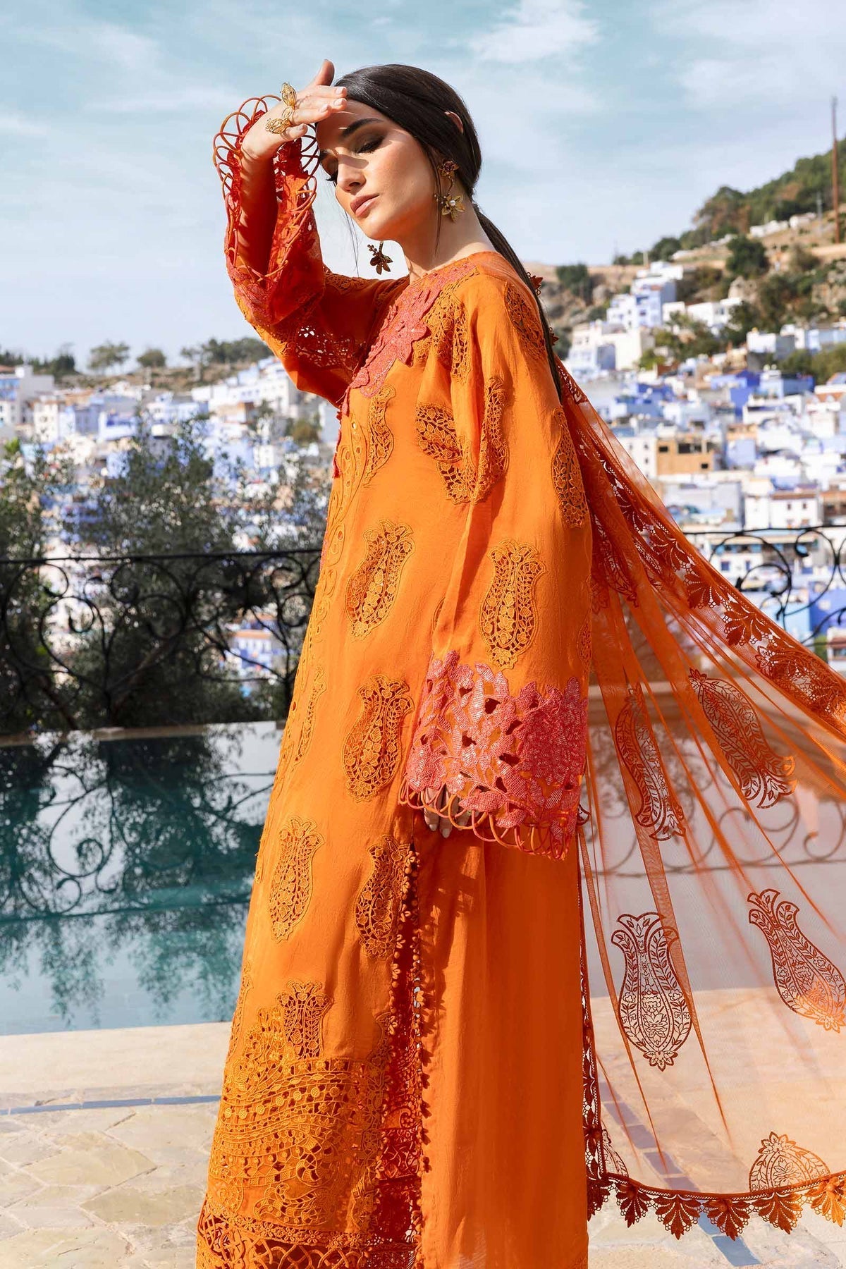 Maria B | Luxury Lawn 25 | D-2505-B - Official Maria B stockist in UK - Sakeena London