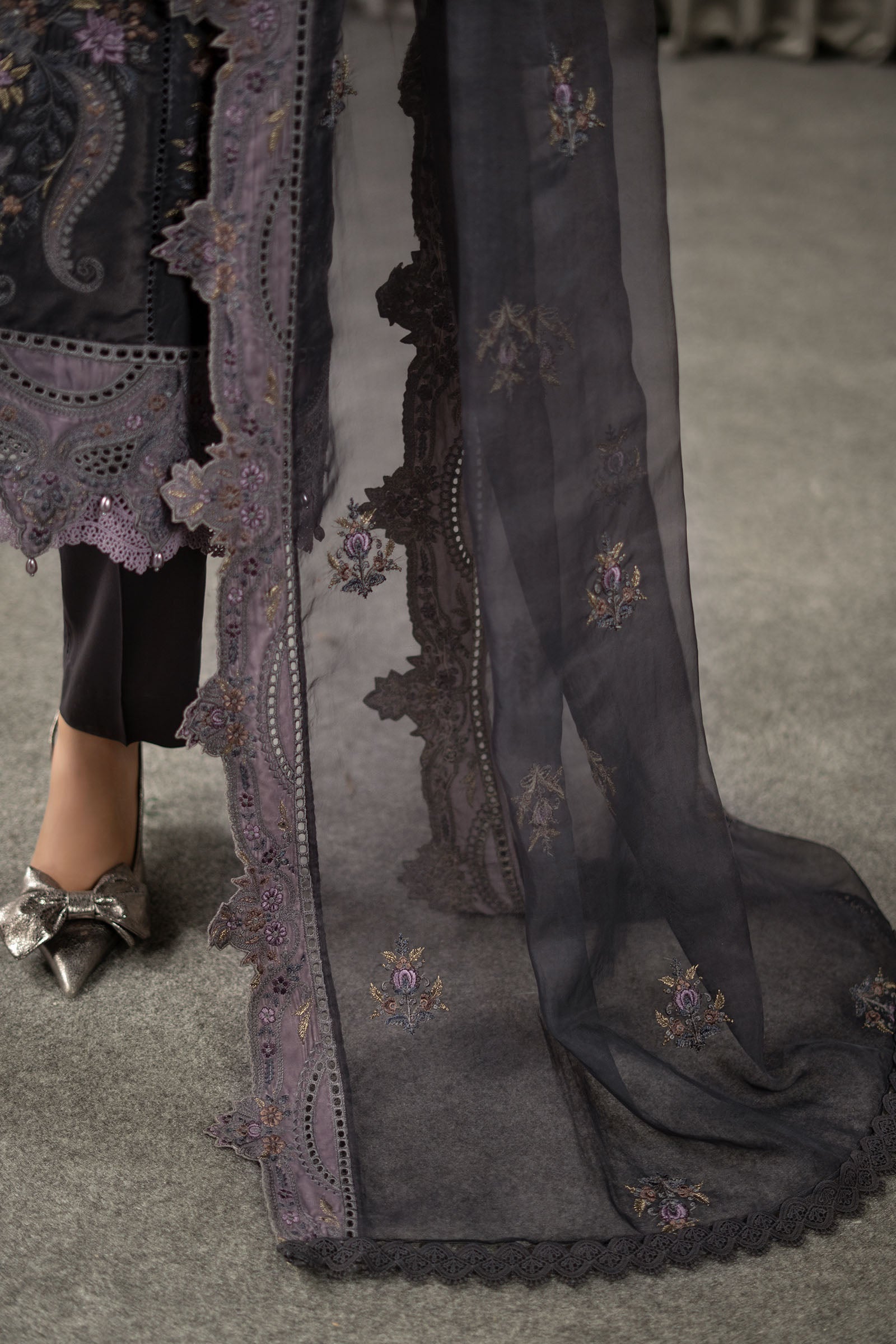 Maria B | Winter Luxe Pret 25 | WLS-1305 - Official Maria B stockist in UK - Sakeena London
