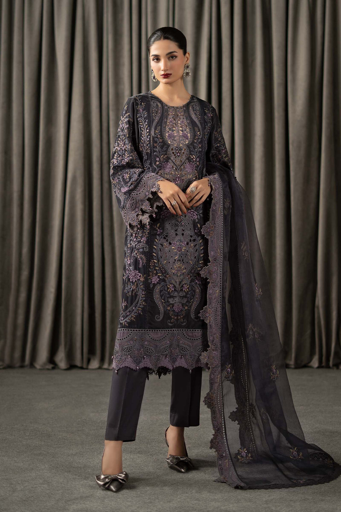 Maria B | Winter Luxe Pret 25 | WLS-1305 - Official Maria B stockist in UK - Sakeena London