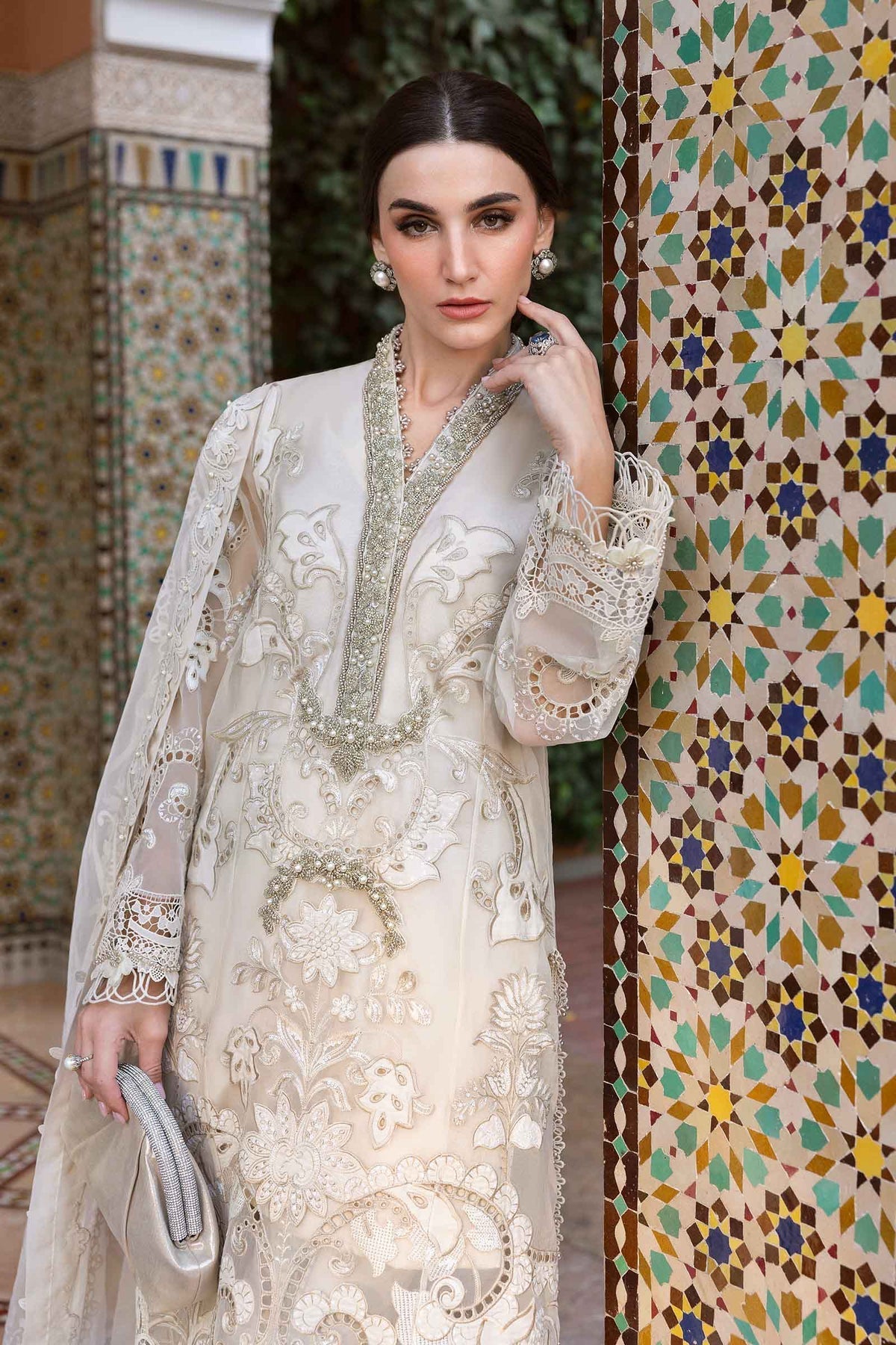 Maria B | Luxury Lawn 25 | D-2506-A - Official Maria B stockist in UK - Sakeena London