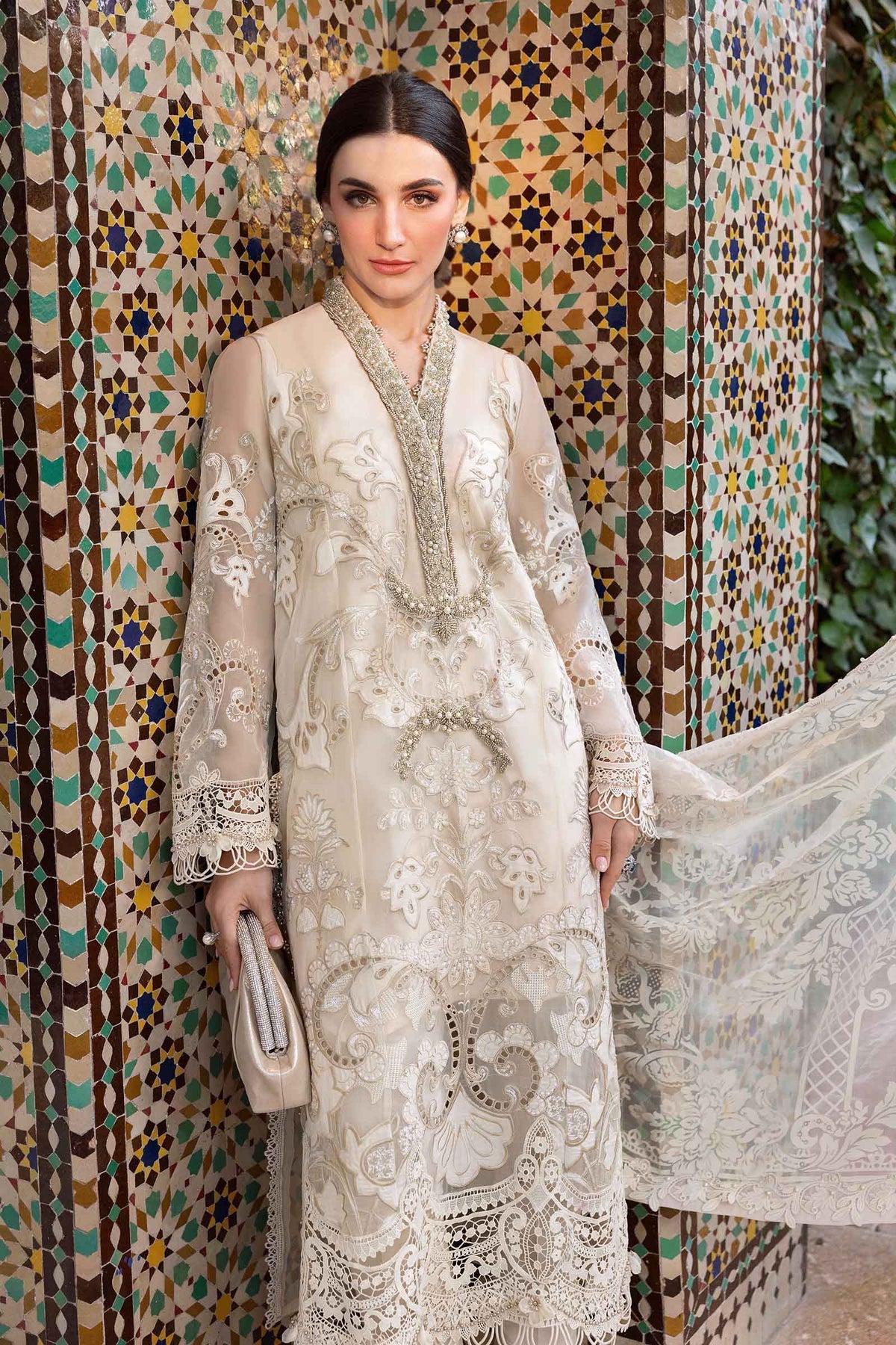 Maria B | Luxury Lawn 25 | D-2506-A - Official Maria B stockist in UK - Sakeena London