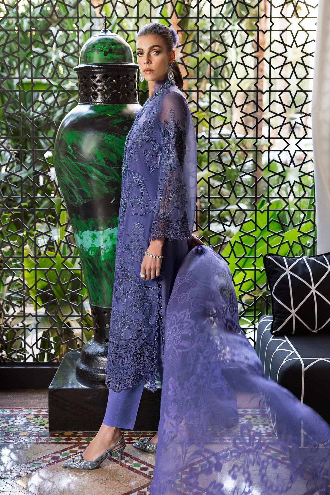 Maria B | Luxury Lawn 25 | D-2506-B - Official Maria B stockist in UK - Sakeena London