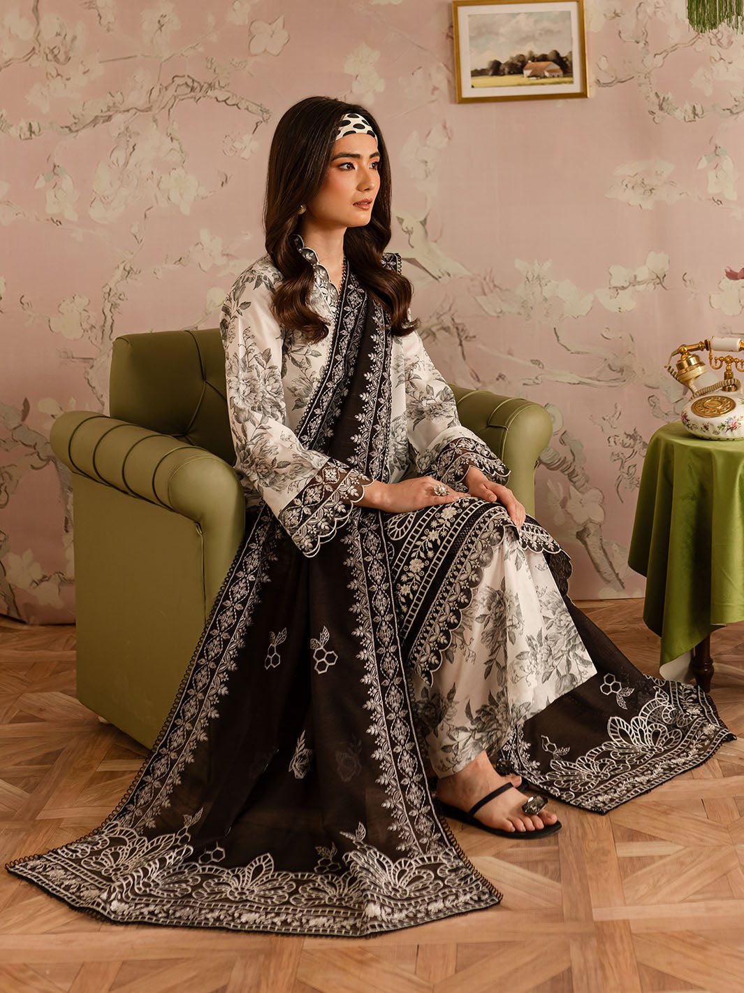 Mahnur | Leila Printkari Edit 25 |LP - 06 - Official Mahnur stockist in UK - Sakeena London