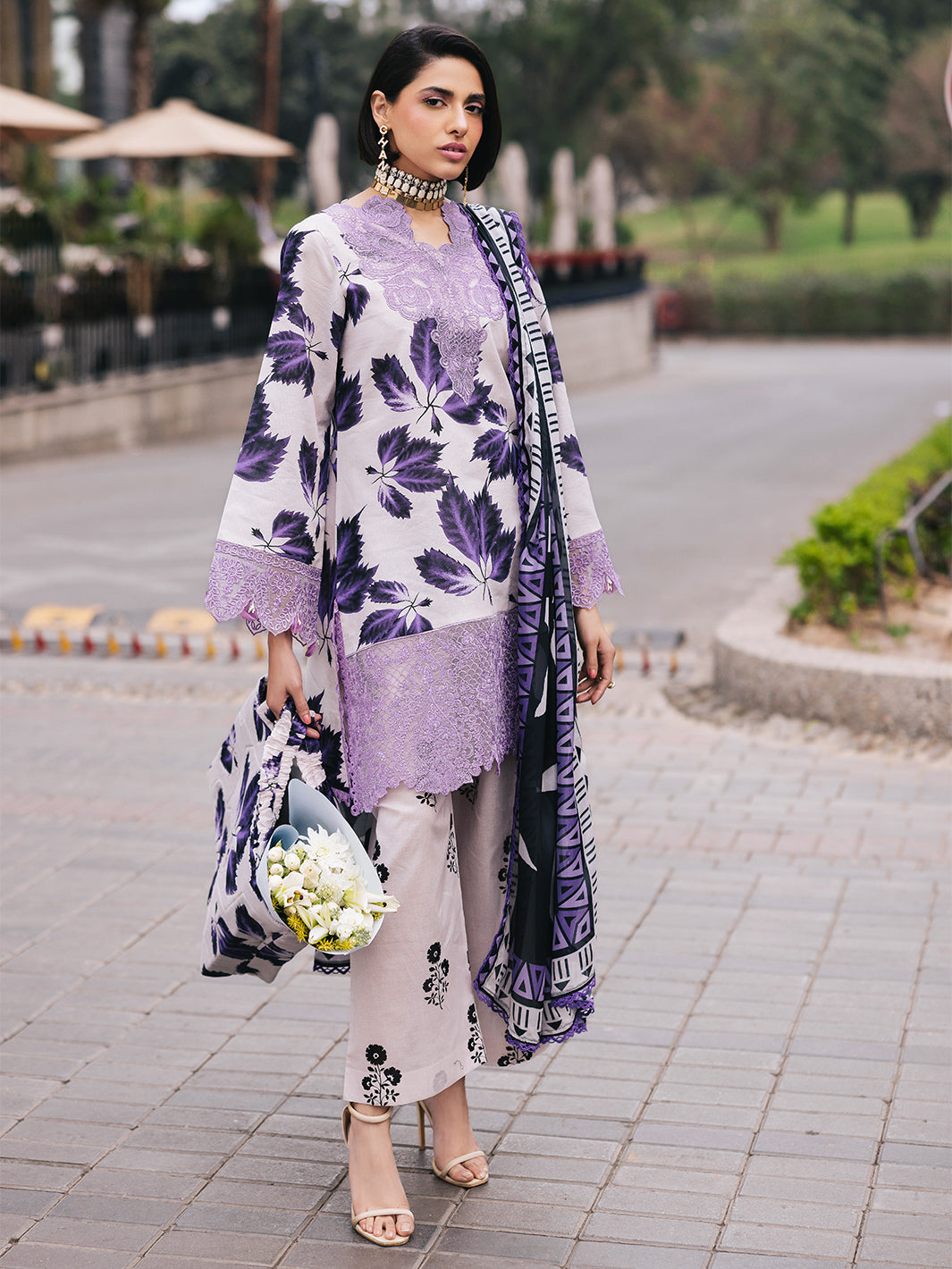 Mahnur | Broadway Luxury Lawn 25 | Lilac - Official Mahnur stockist in UK - Sakeena London