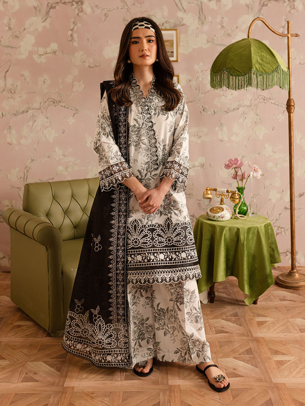 Mahnur | Leila Printkari Edit 25 |LP - 06 - Official Mahnur stockist in UK - Sakeena London