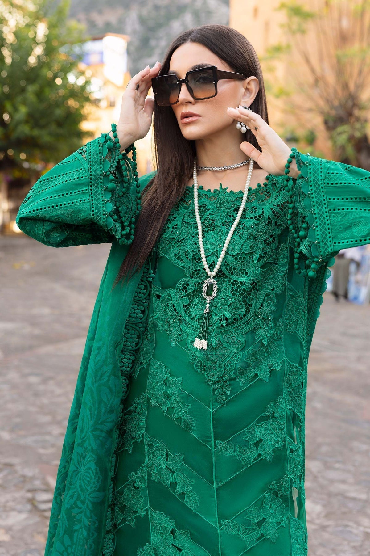 Maria B | Luxury Lawn 25 | D-2508-B - Official Maria B stockist in UK - Sakeena London