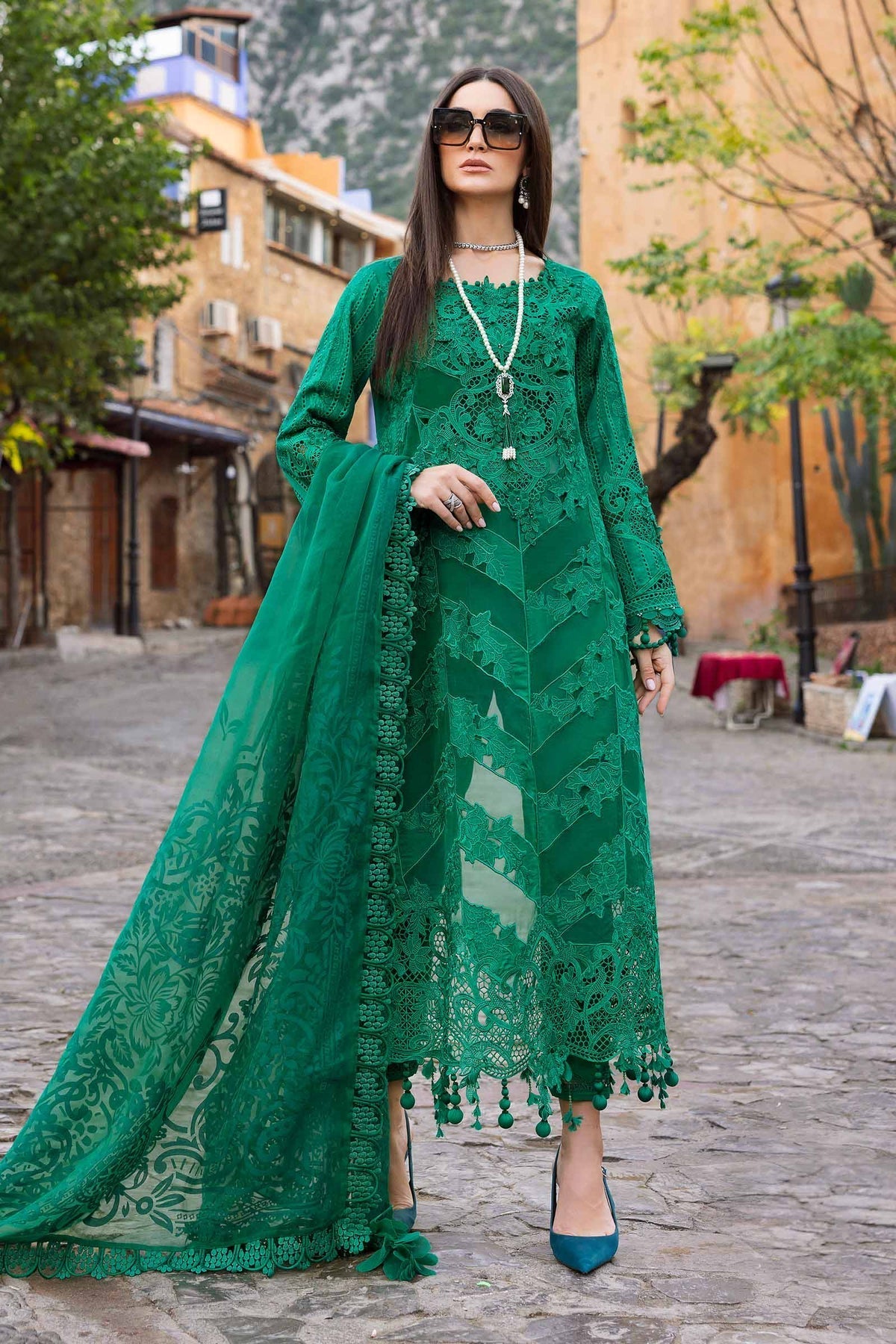 Maria B | Luxury Lawn 25 | D-2508-B - Official Maria B stockist in UK - Sakeena London